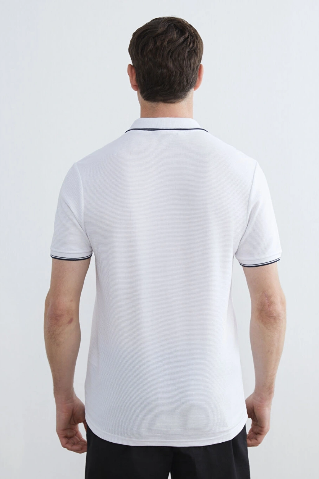 LCWAIKIKI Classic Beyaz Polo Yaka Erkek Dokulu Tişört