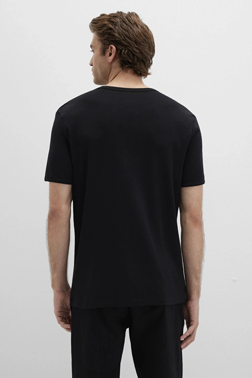 mavi Ribana Detaylı Siyah Tişört