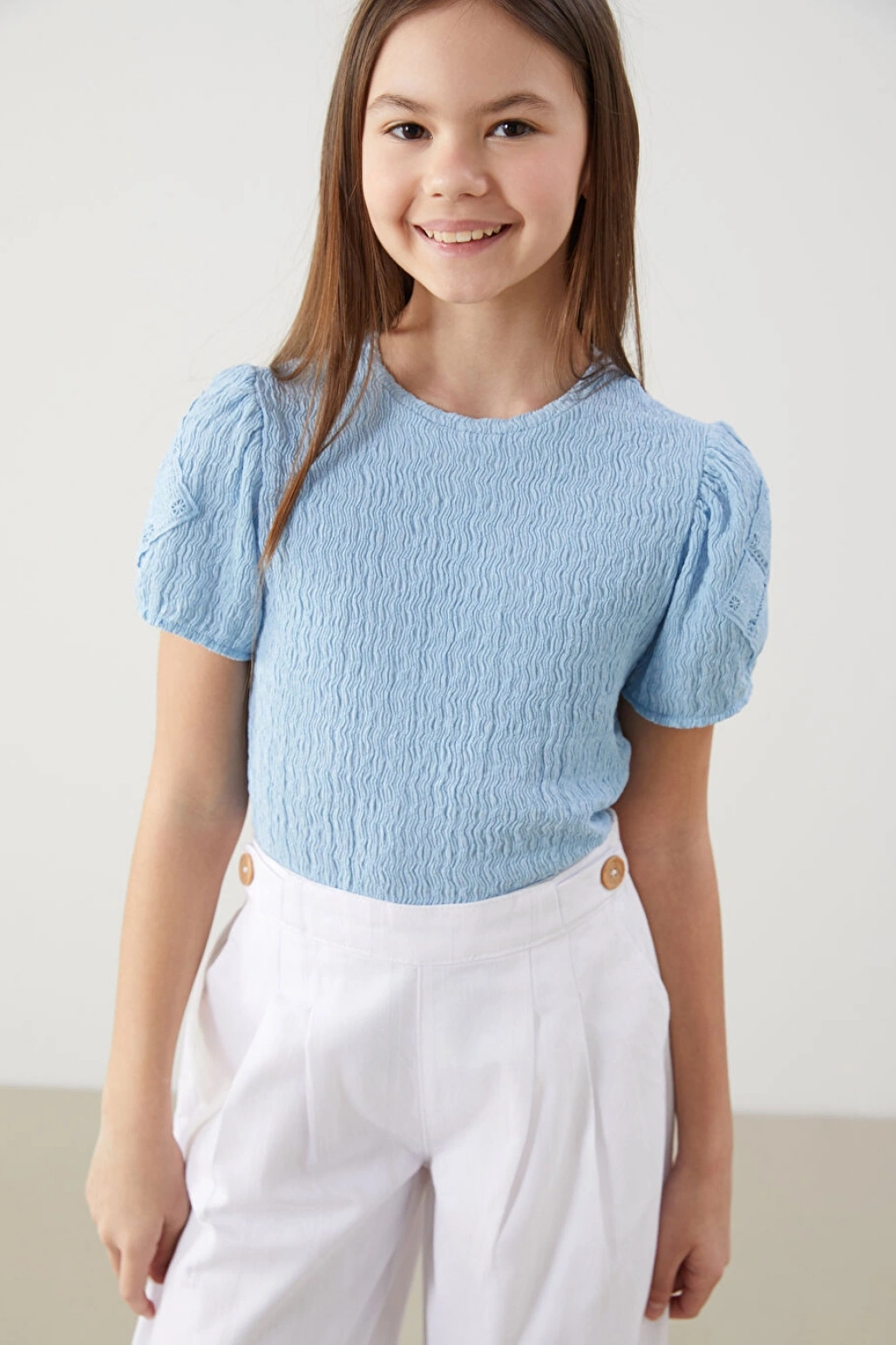 LCW Kids Mavi Bisiklet Yaka Dokulu Kız Çocuk Tişört