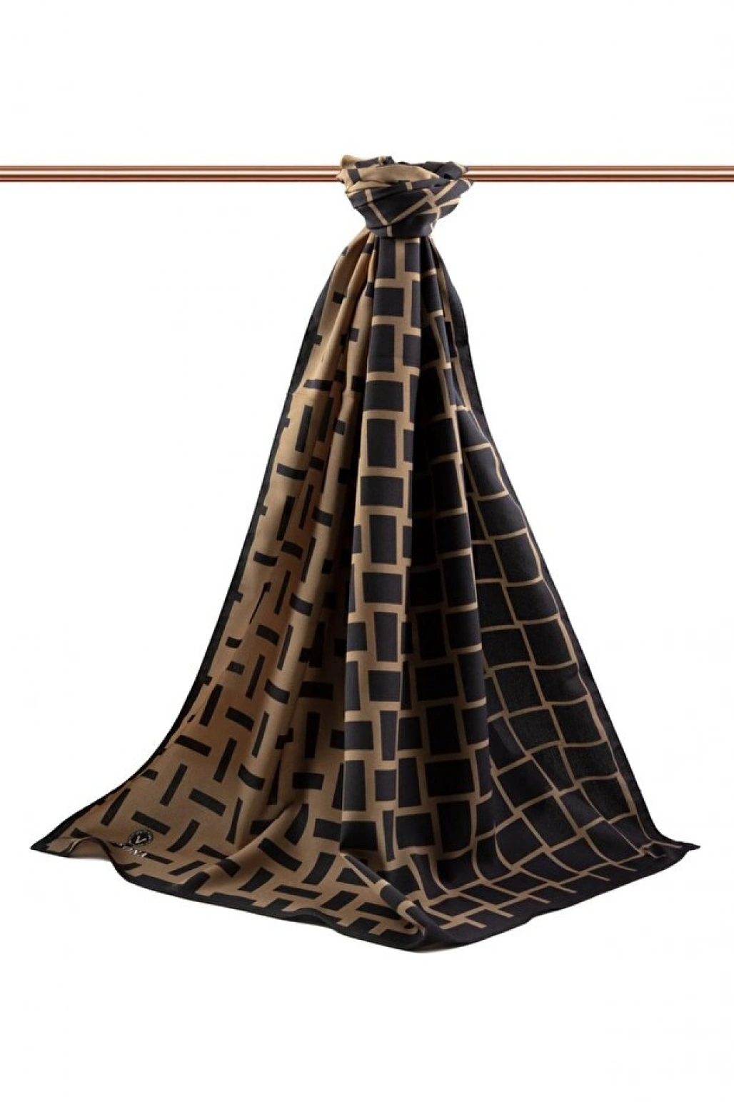 Vissona LÜKS MEDİNE İPEĞİ KARELİ DESENLİ BEJ RENKLİ 75X195 KIRIŞMAZ ŞAL MOSS KREP DİKİŞ TİPİ İTALYAN DİKİŞLİ