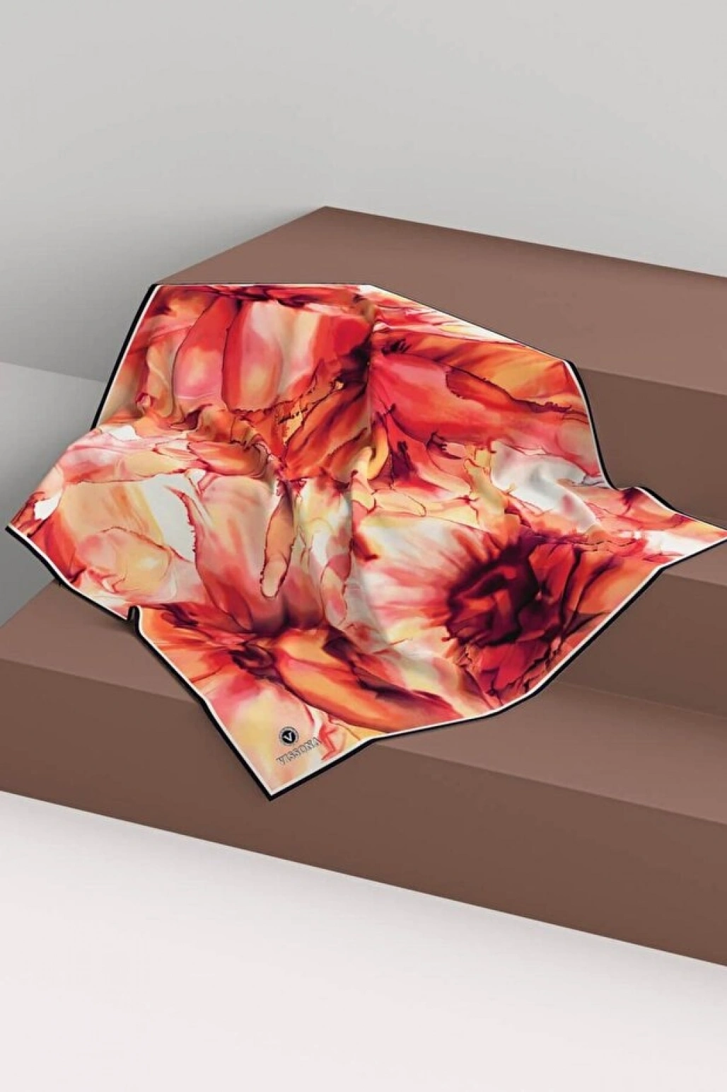 Vissona %100 Twill İpek Batik Çiçek Desenli Hardal - Kırmızı Renkli 90x90 Eşarp Kenar Dikiş Şekli El Dikişli