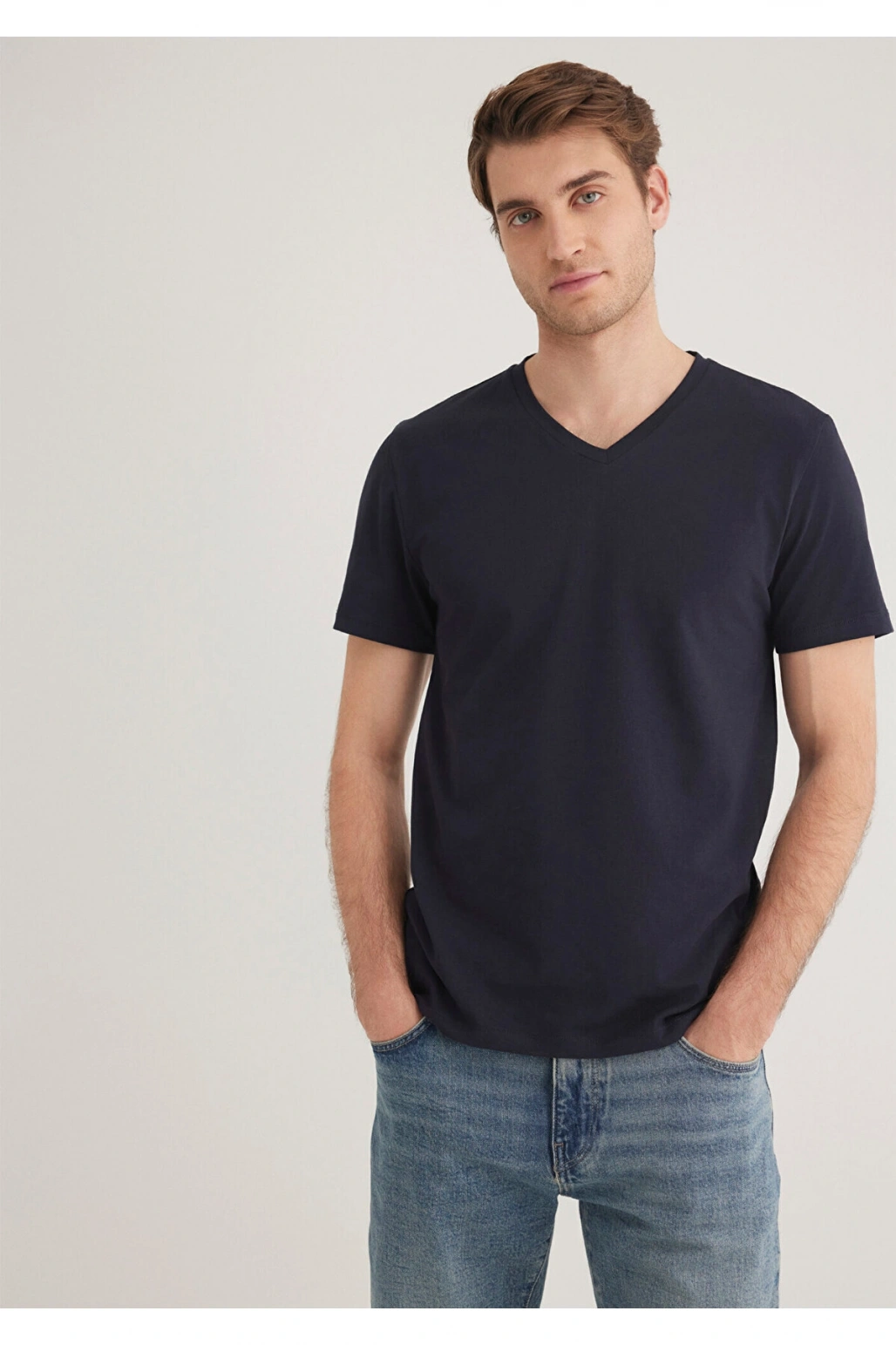 Mavi Stretch V Yaka Lacivert Basic Tişört Fitted / Vücuda Oturan Kesim