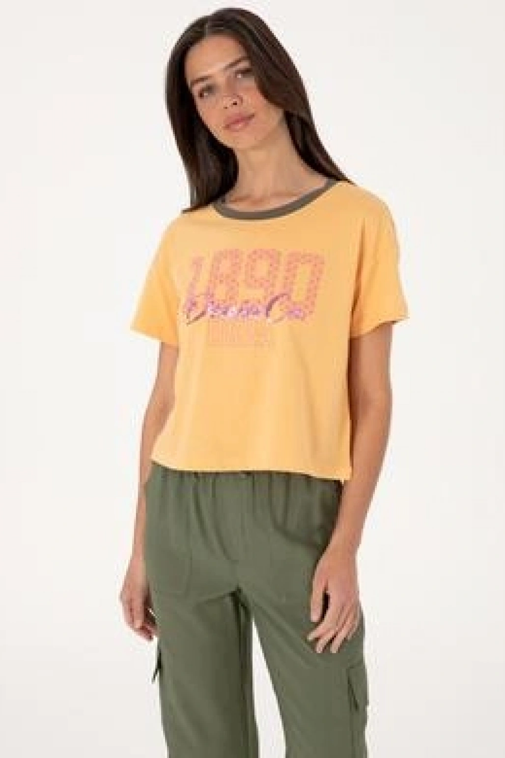 Kadın Turuncu Bisiklet Yaka Tişört