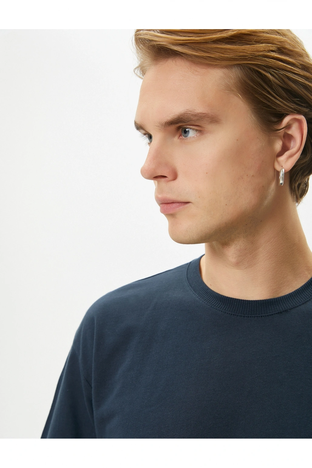 Basic Oversize Tişört Bisiklet Yaka Düşük Omuzlu Kısa Kollu Pamuklu