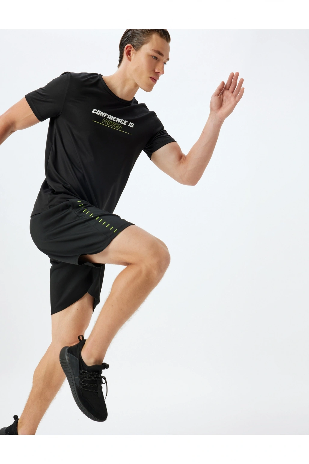 Koton Slogan Baskılı Bisiklet Yaka Kısa Kollu Spor Tişört