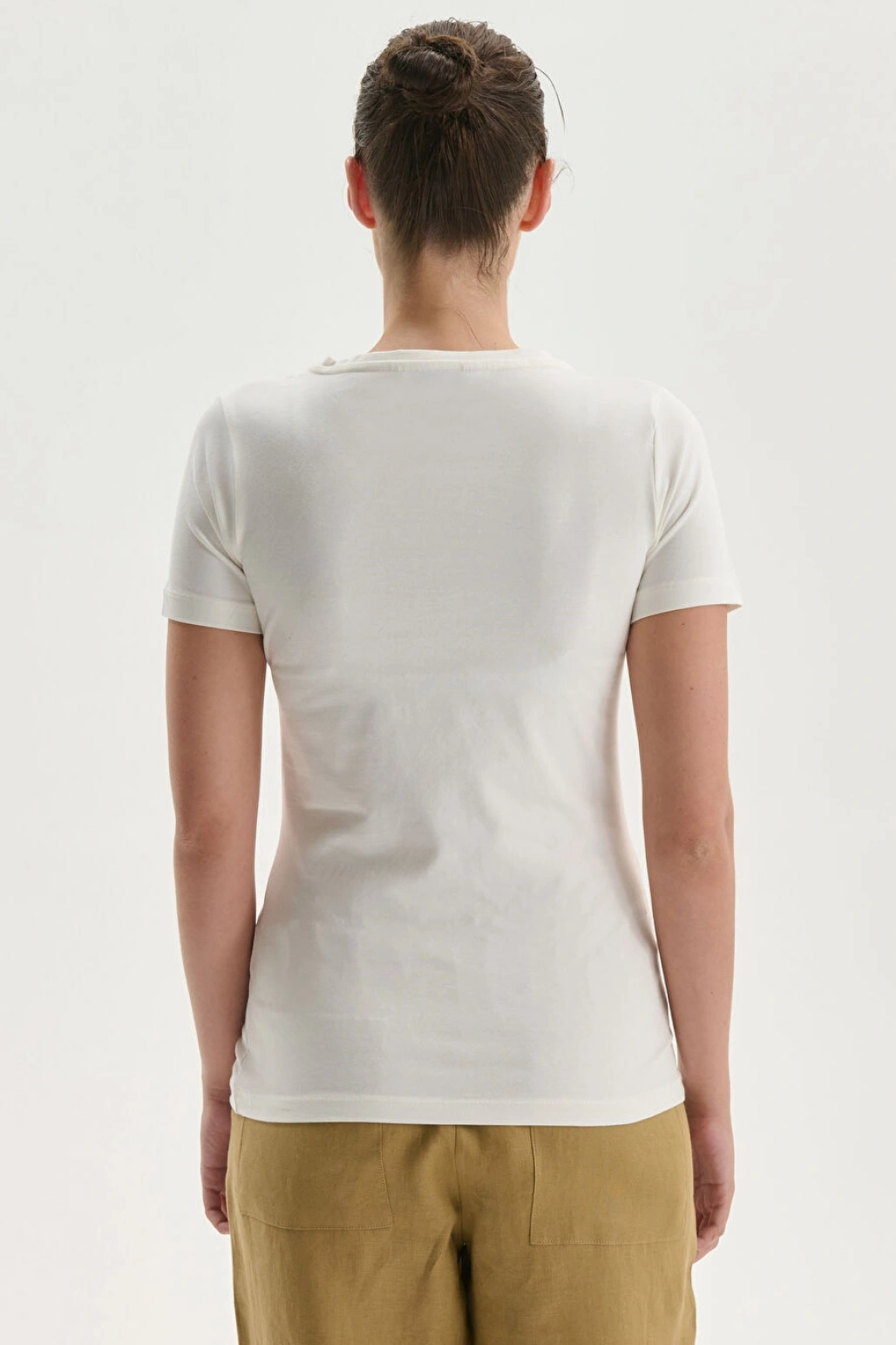 LCWAIKIKI Classic Beyaz V Yaka Kadın Tişört