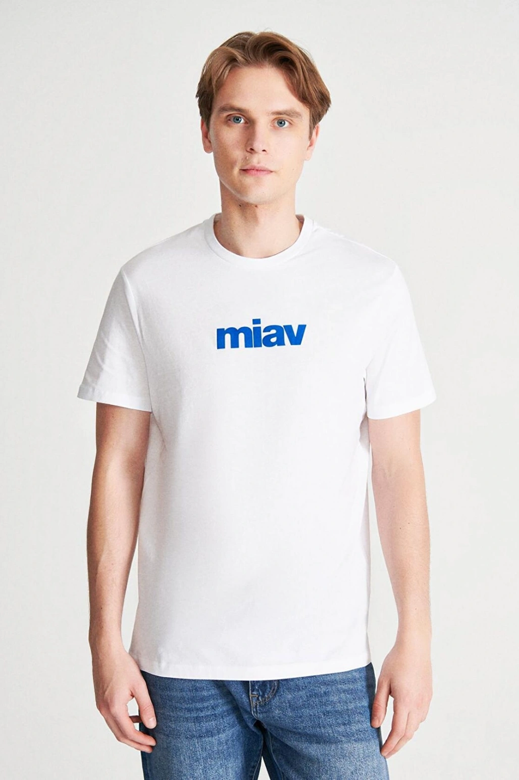 Mavi Miav Baskılı Beyaz Tişört