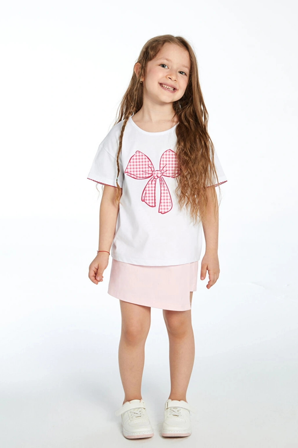 LC Waikiki LCW Kids Ekru Bisiklet Yaka Kurdele Baskılı Kız Çocuk Tişört