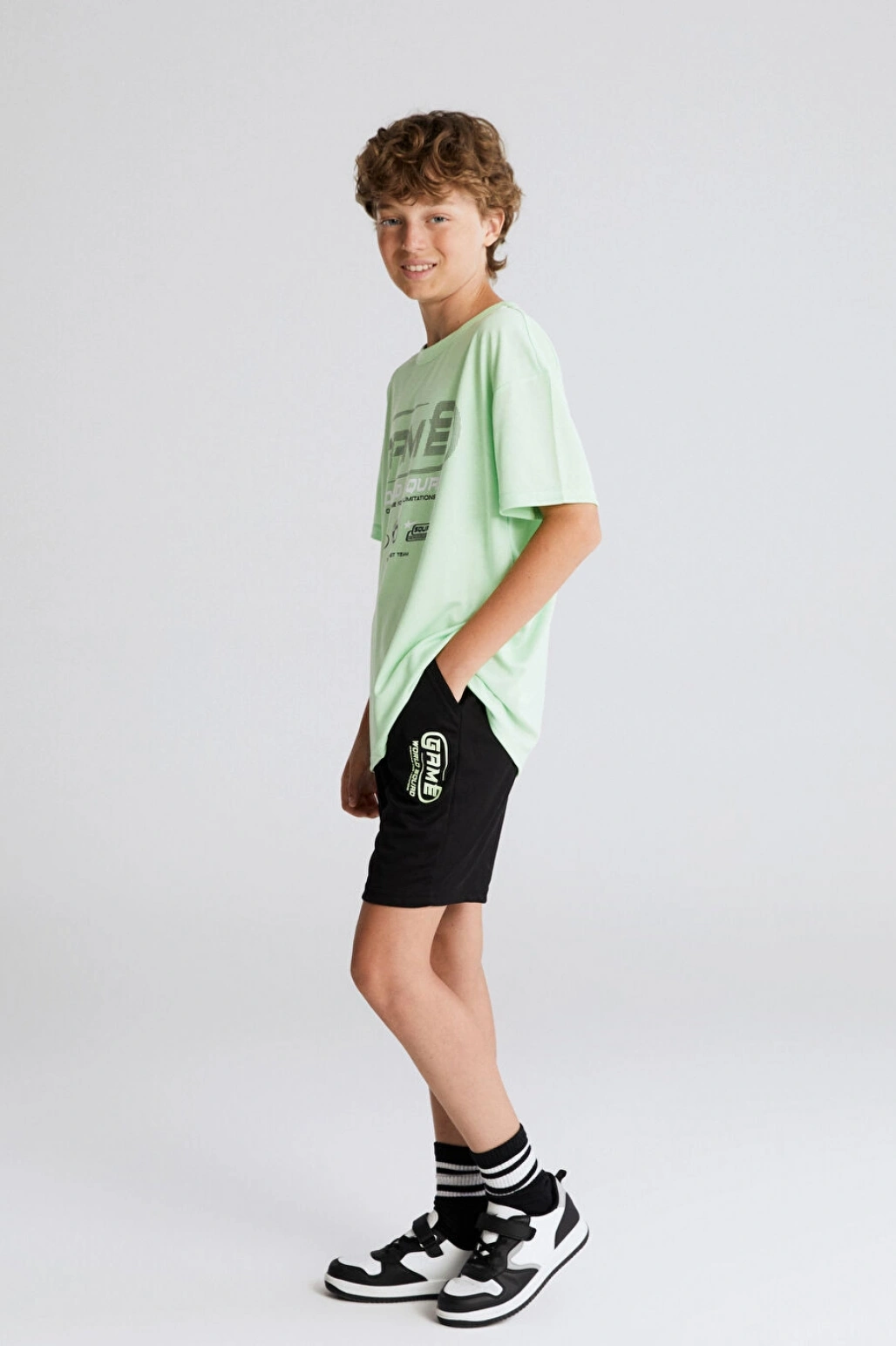 LCW Kids Yeşil Bisiklet Yaka Erkek Çocuk Tişört ve Şort