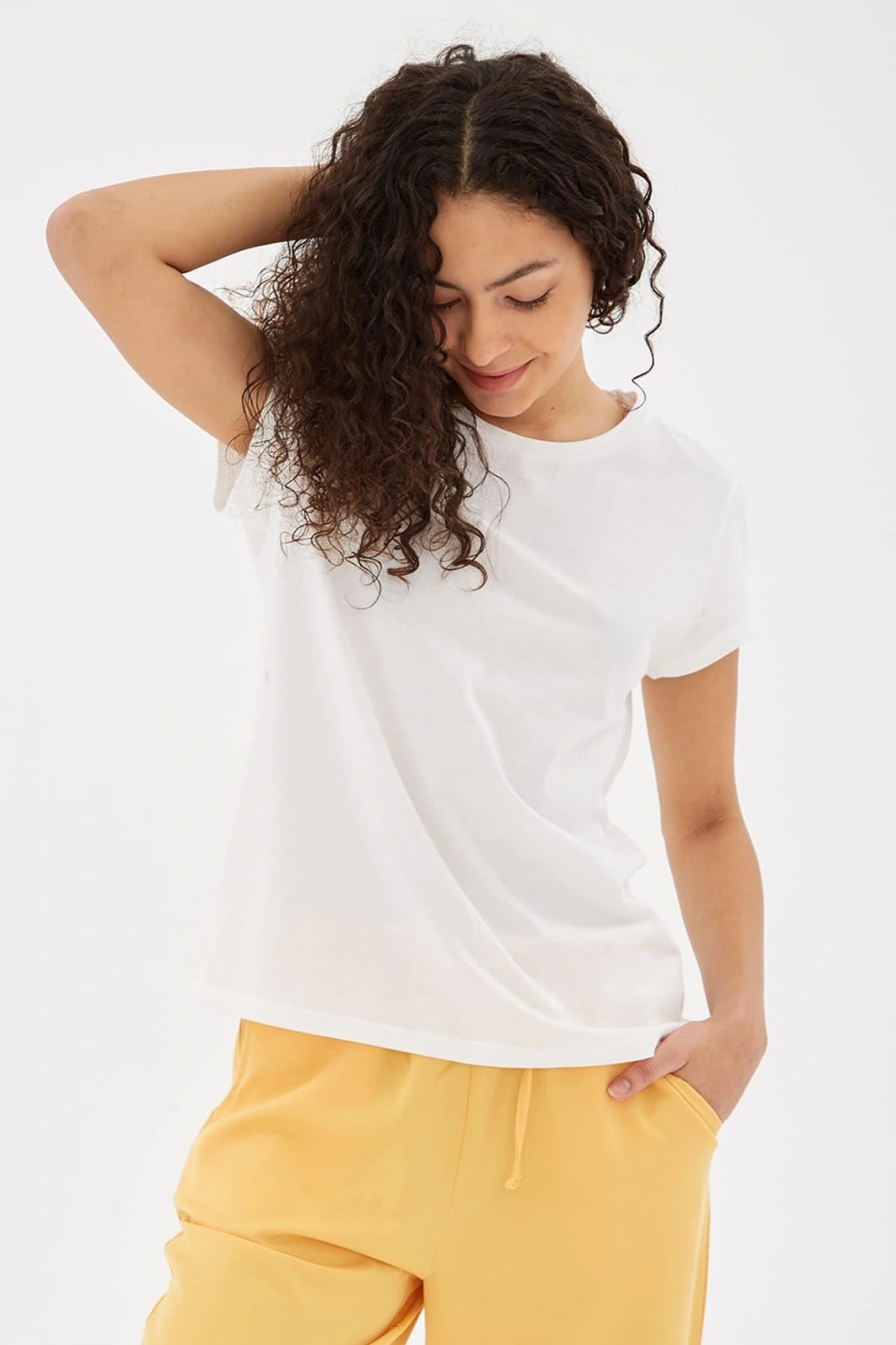 Fashion Friends Bisiklet Yaka %100 Pamuklu Tişört Beyaz