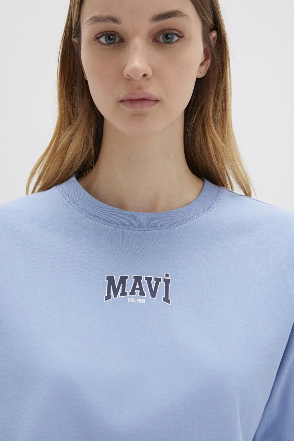 Mavi Logo Baskılı Crop Tişört Crop / Kısa Kesim