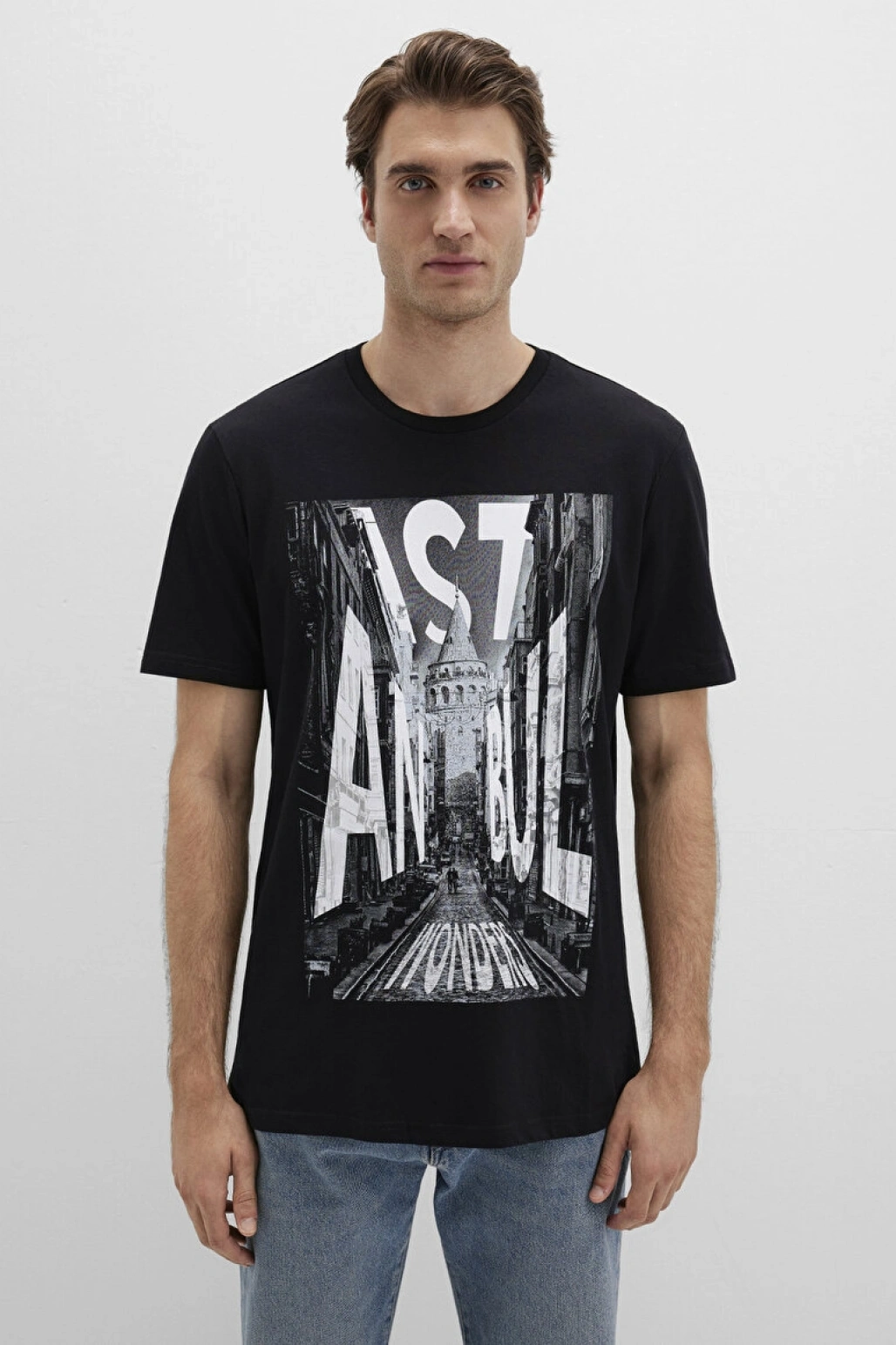 İstanbul Galata Baskılı Siyah Tişört