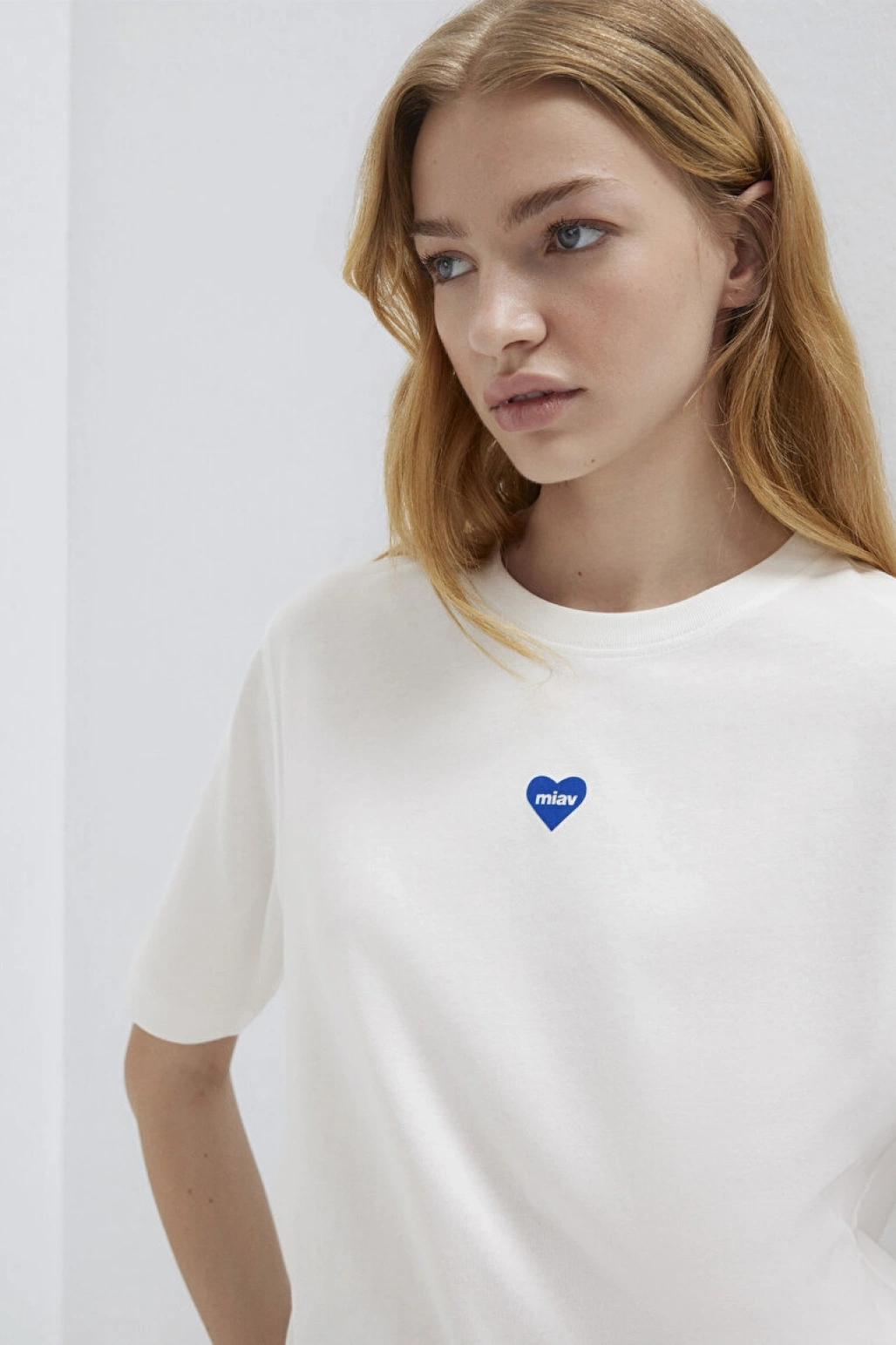 MİAV BASKILI TİŞÖRT Kırık Beyaz