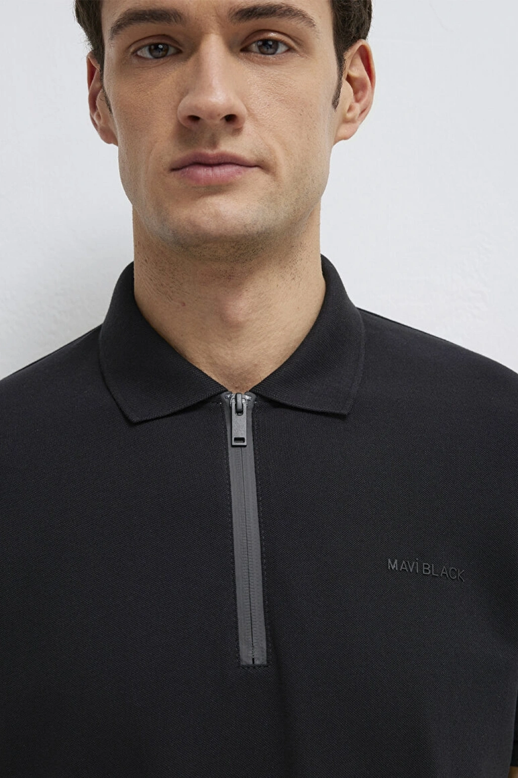MAVİ YARIM FERMUARLI POLO TİŞÖRT Siyah