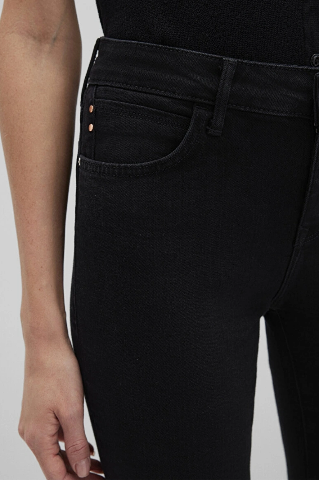 ADA Dark Smoke Vintage Denim