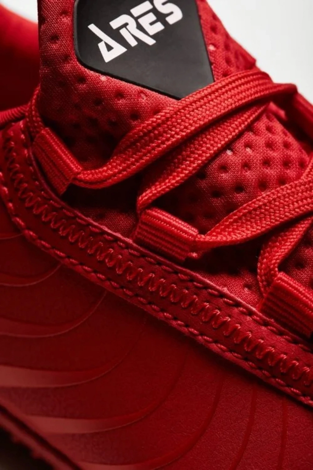 Ares 4 Çocuk Halı Saha Ayakkabı KIRMIZI