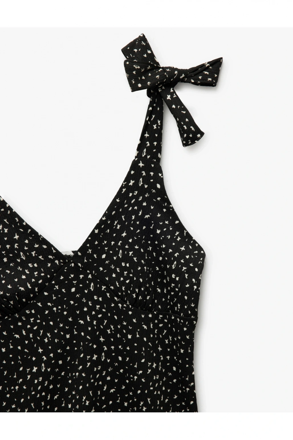 Askılı Fiyonk Detaylı V Yaka Çiçekli Mini Elbise Bürümcük