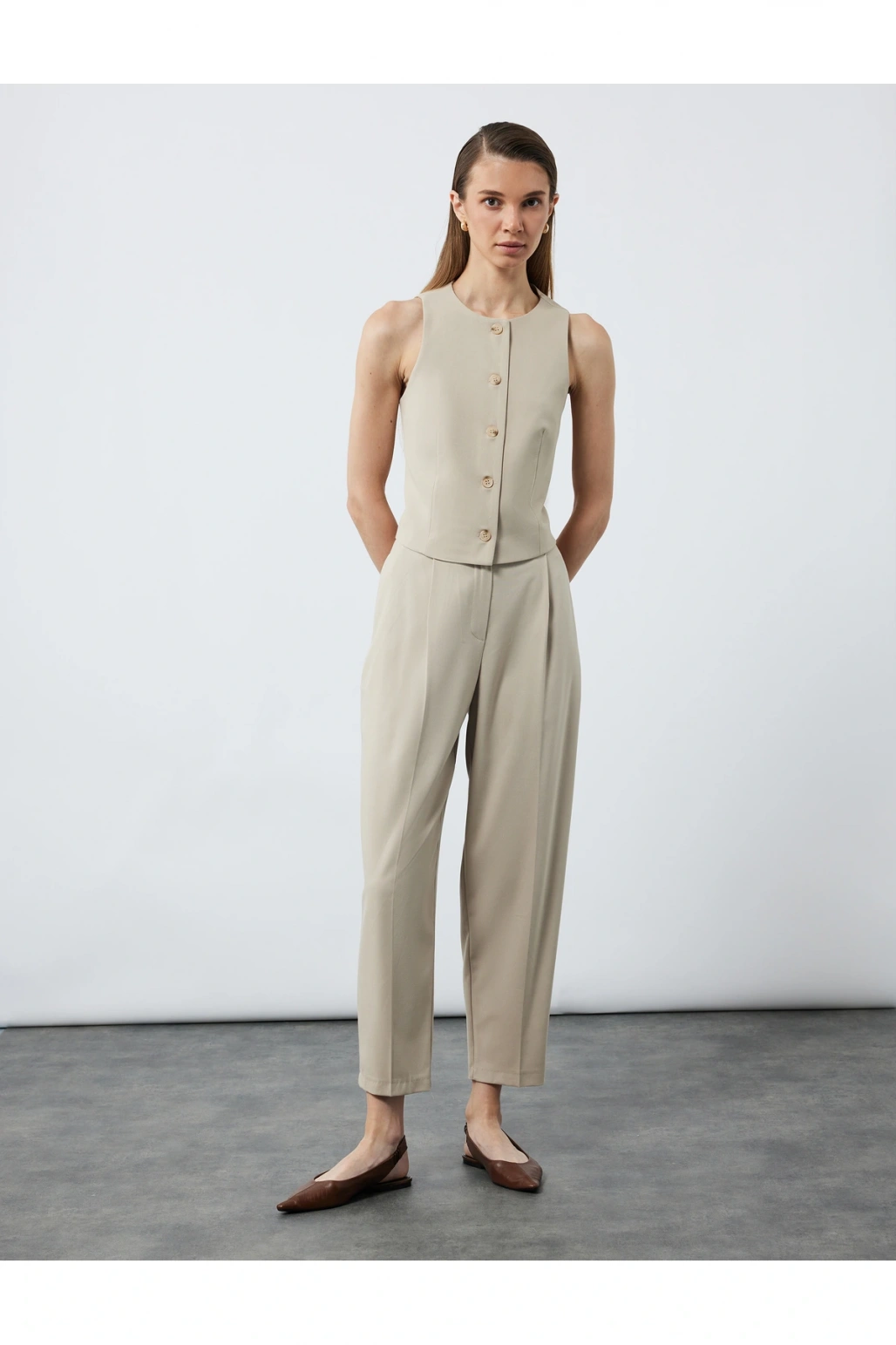 Astarlı Düğmeli Bisiklet Yaka Kolsuz Blazer Yelek