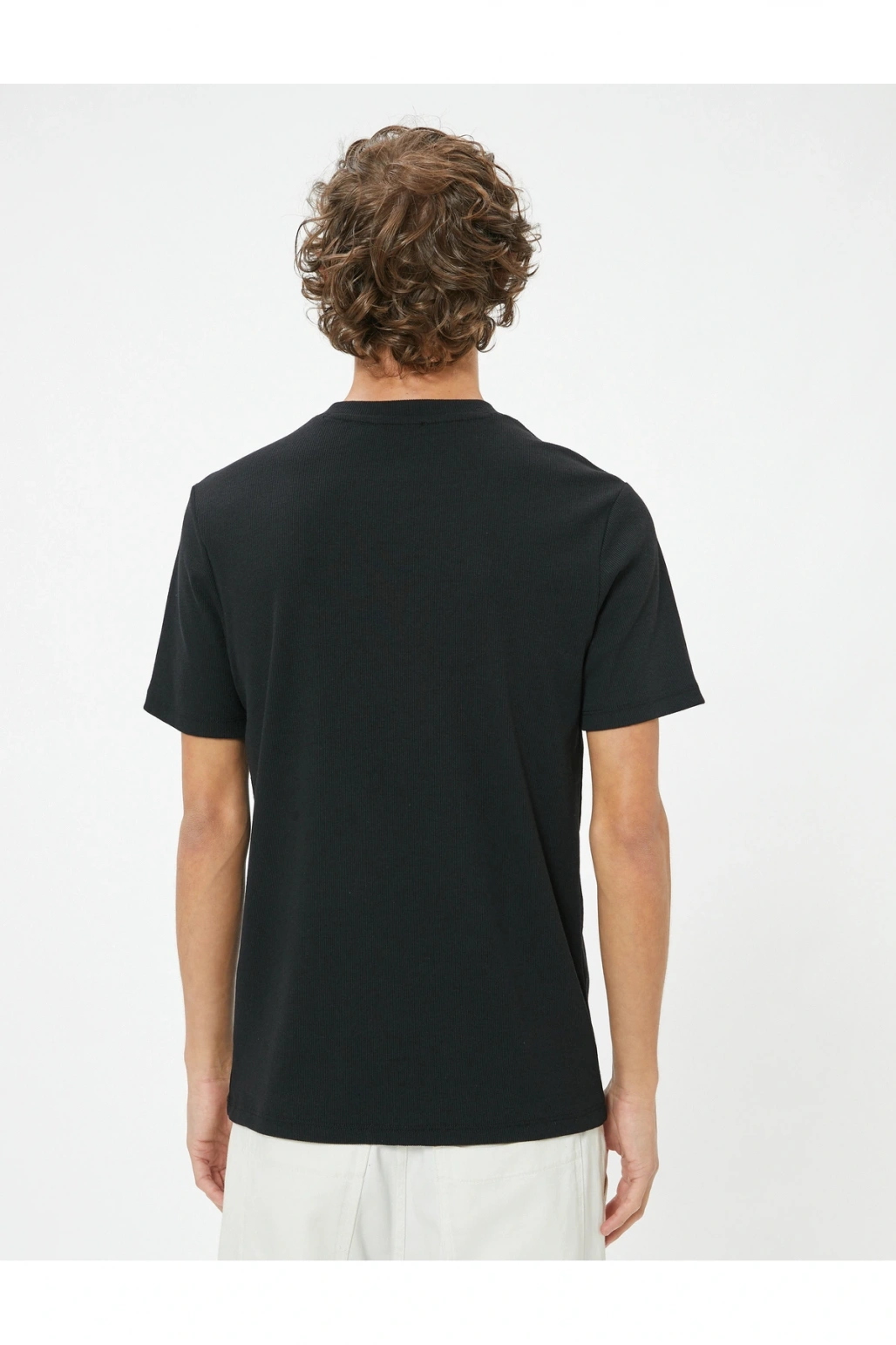 Basic Kısa Kollu Bisiklet Yaka Slim Fit Tişört