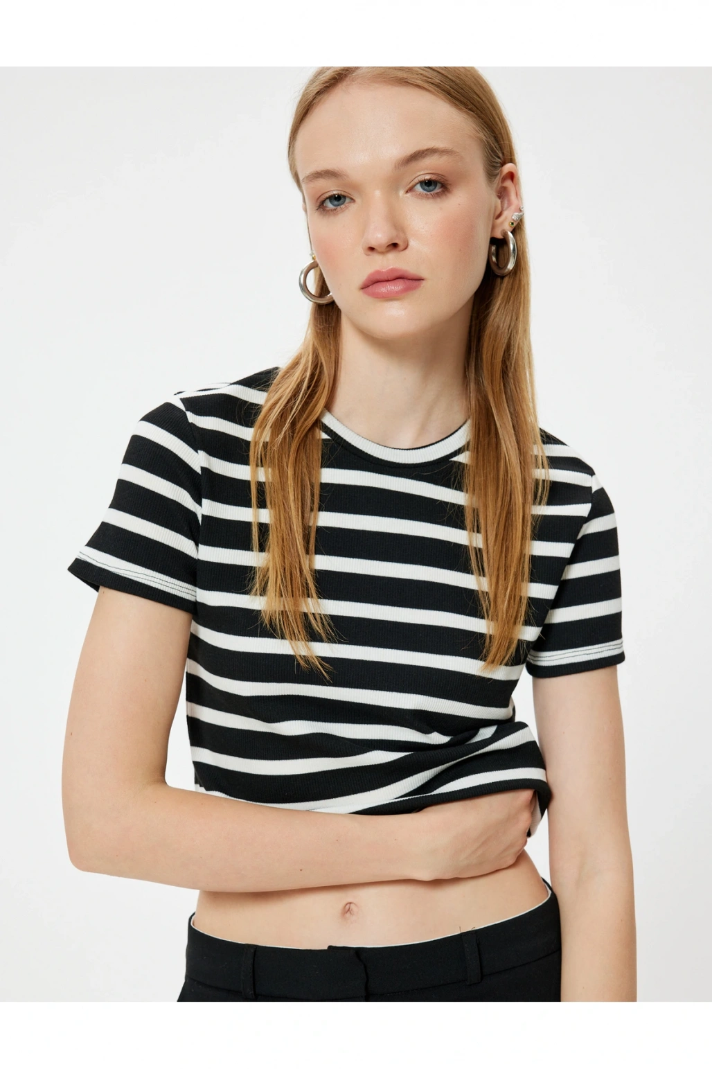 Basic Tişört Kısa Kollu Bisiklet Yaka Slim Fit