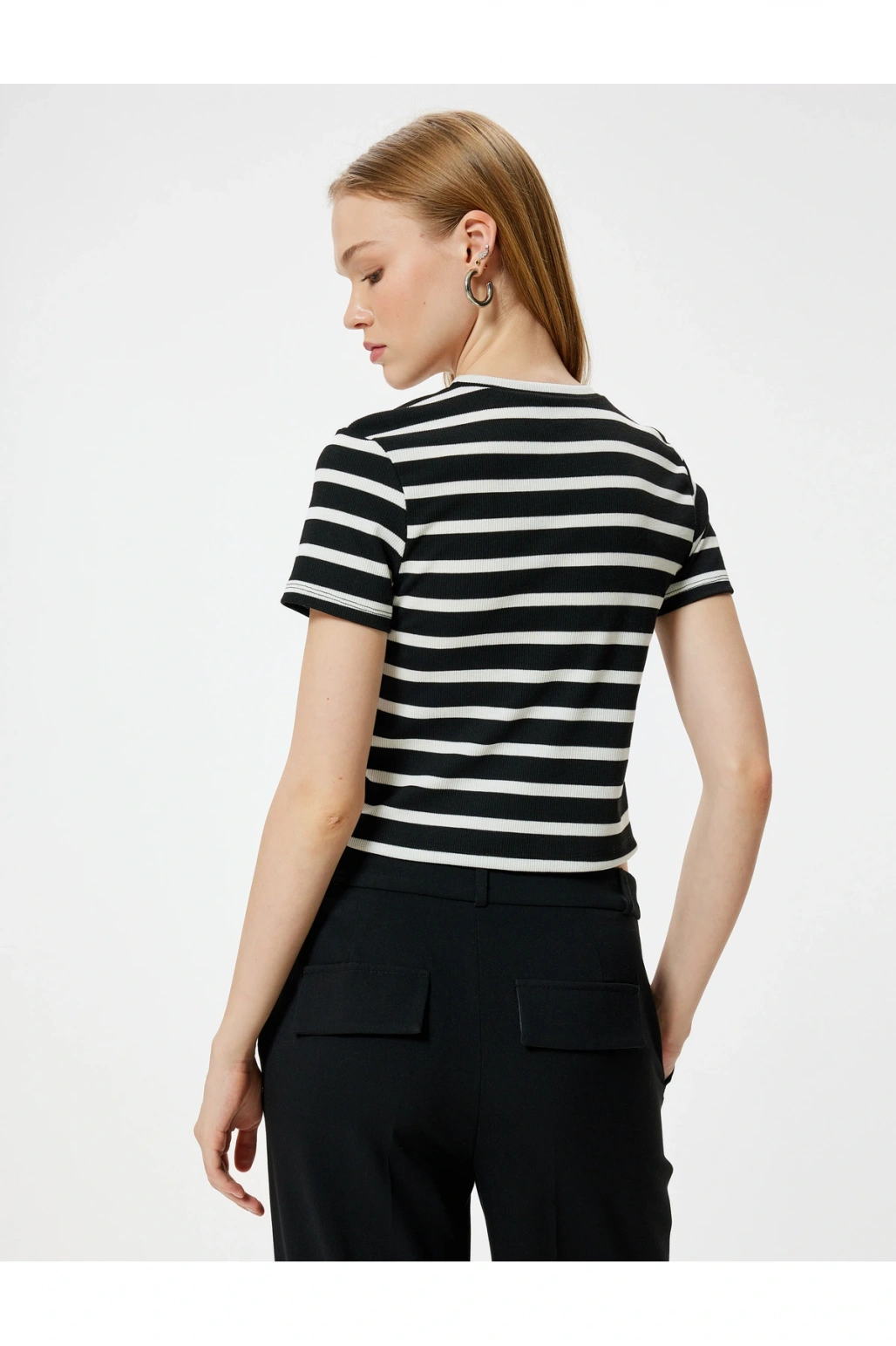 Basic Tişört Kısa Kollu Bisiklet Yaka Slim Fit