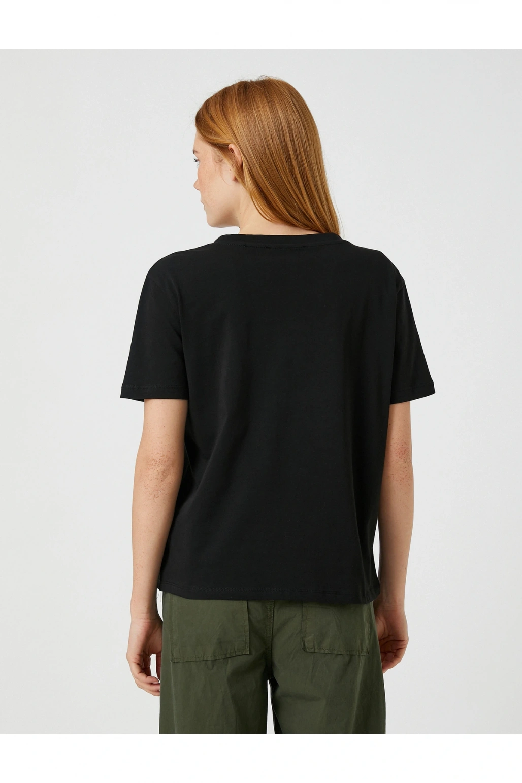 Basic Tişört V Yaka Kısa Kollu