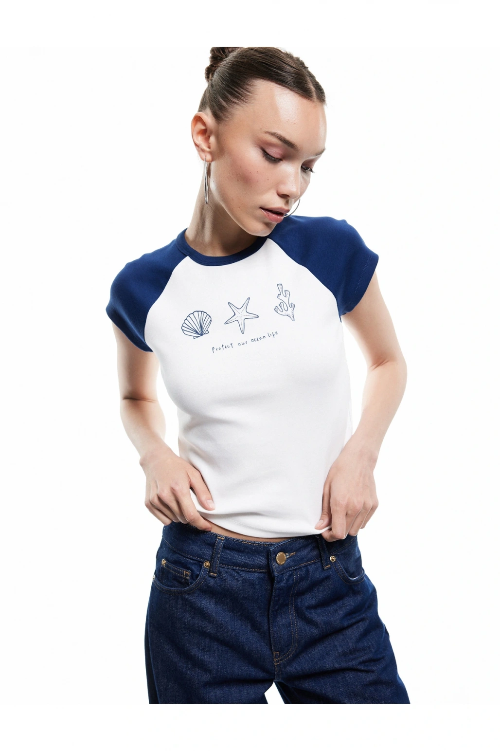 Baskılı Renk Bloklu Slim Fit Kısa Kollu Tişört