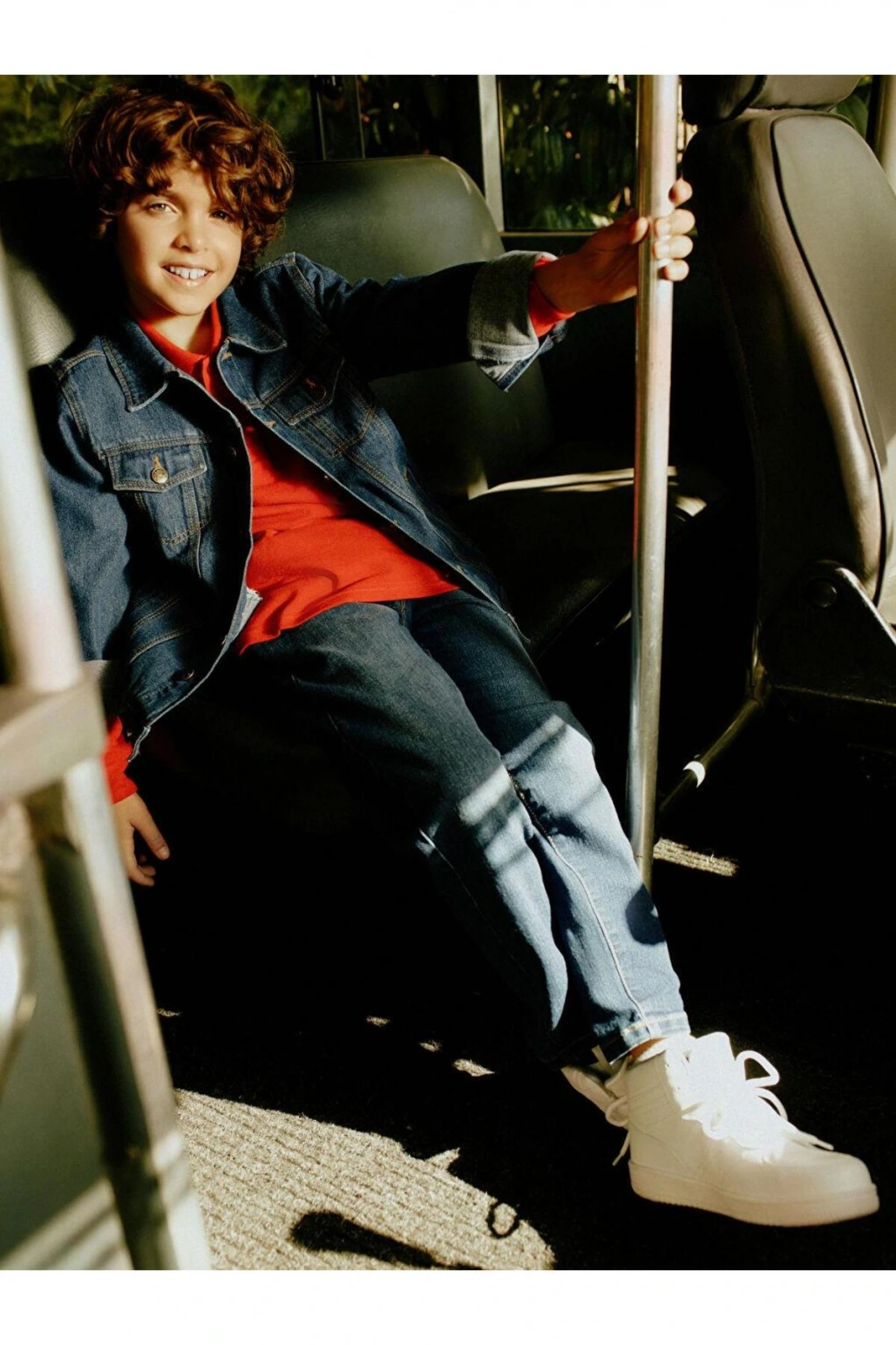 Beli Ayarlanabilir Lastikli Erkek Çocuk Jean Pantolon