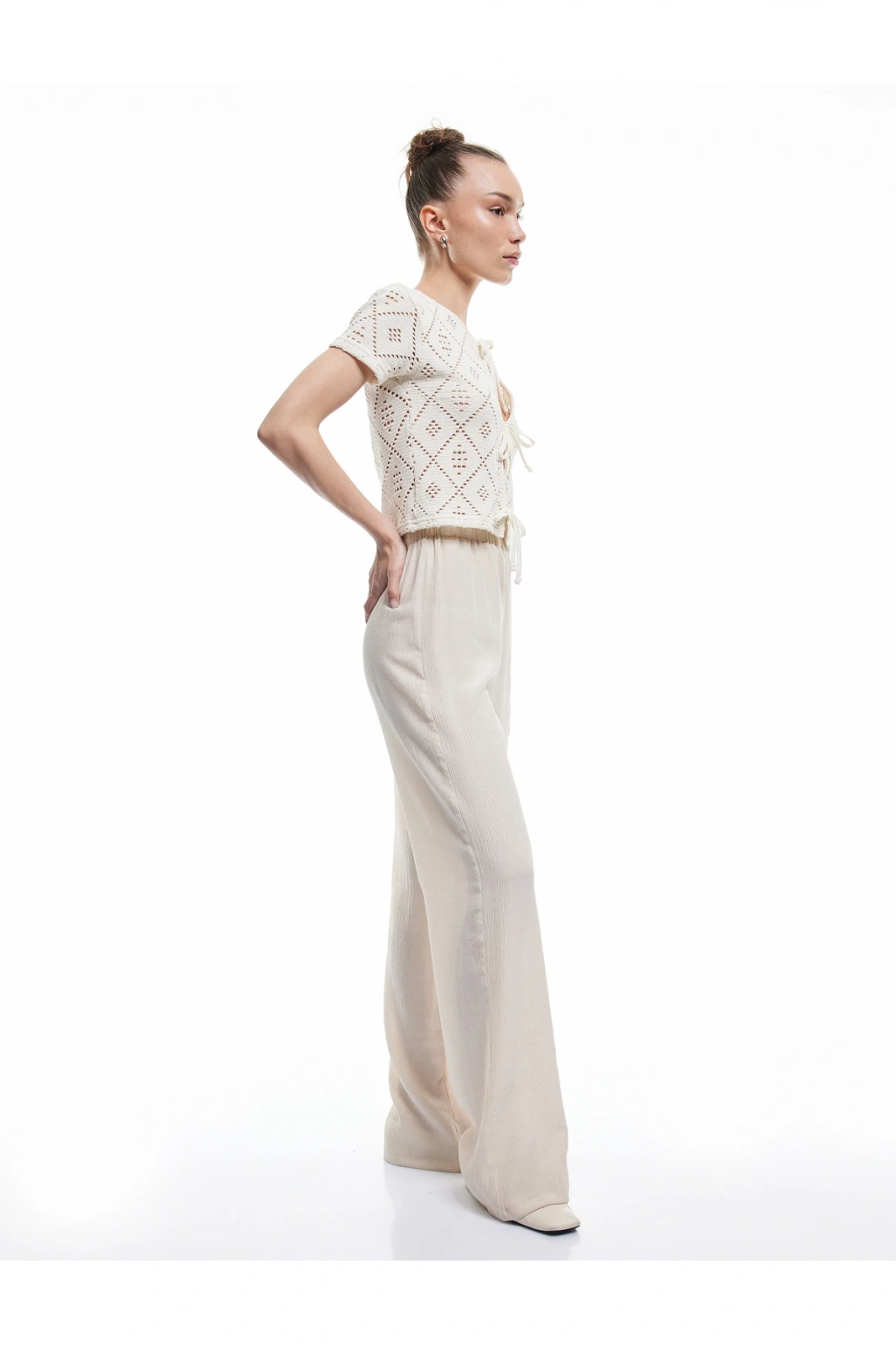 Beli Lastikli Bürümcük Düz Paça Pantolon