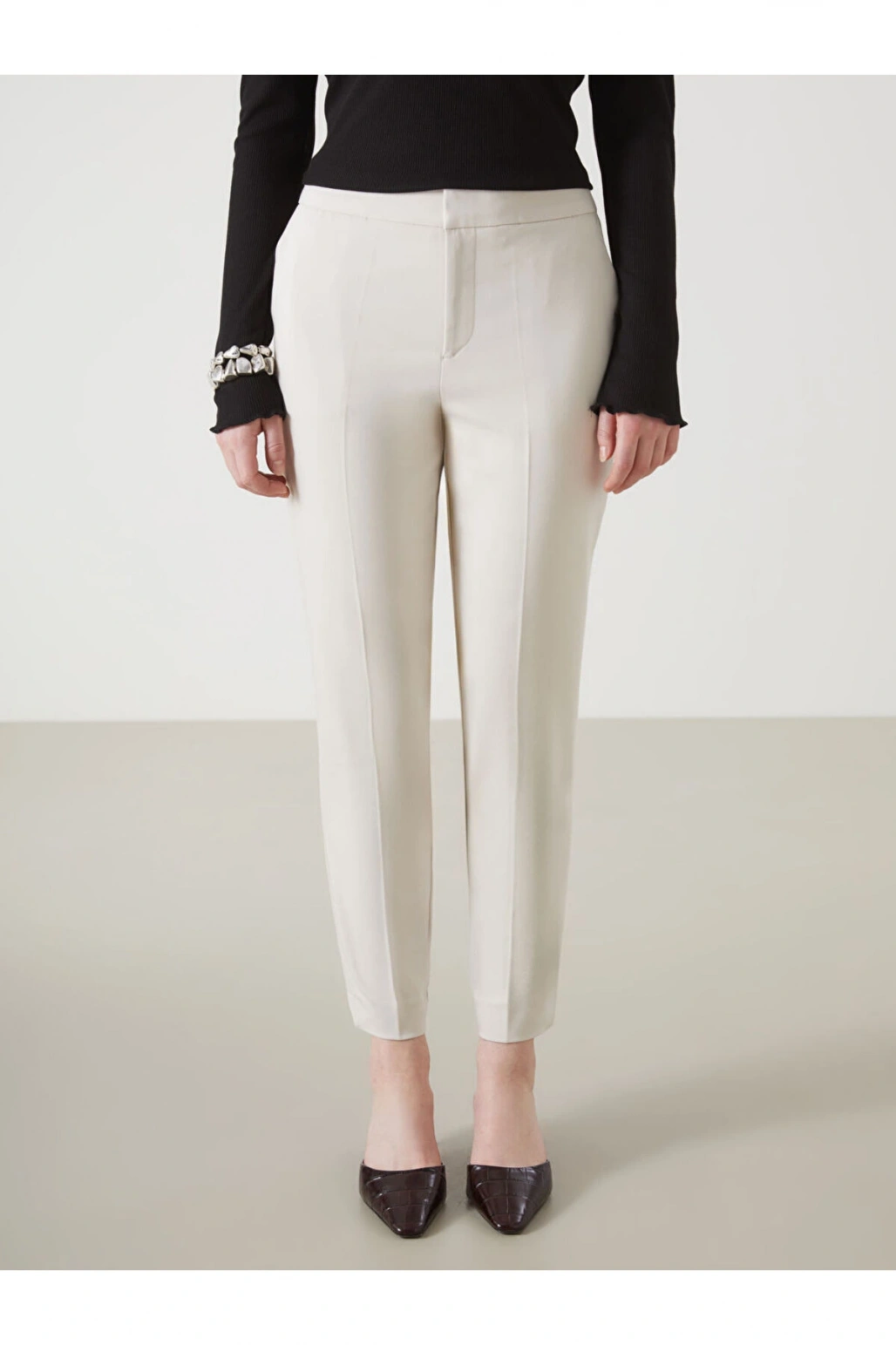 Beli Lastikli Dar Fit Kadın Pantolon