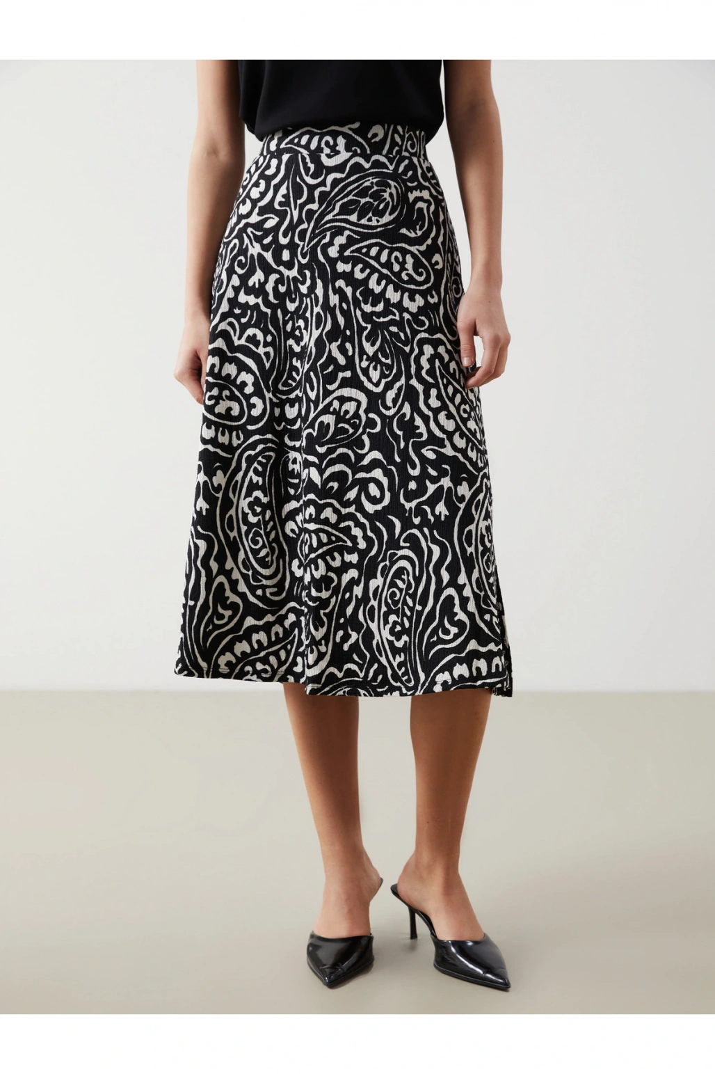 Beli Lastikli Desenli Kadın Etek