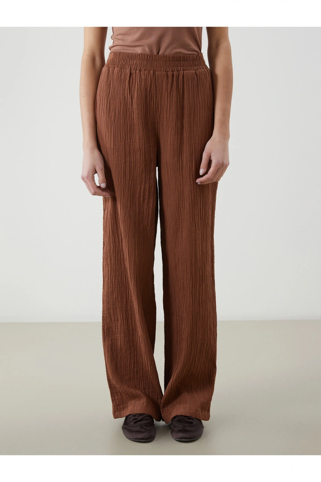 Beli Lastikli Dokulu Kadın Pantolon