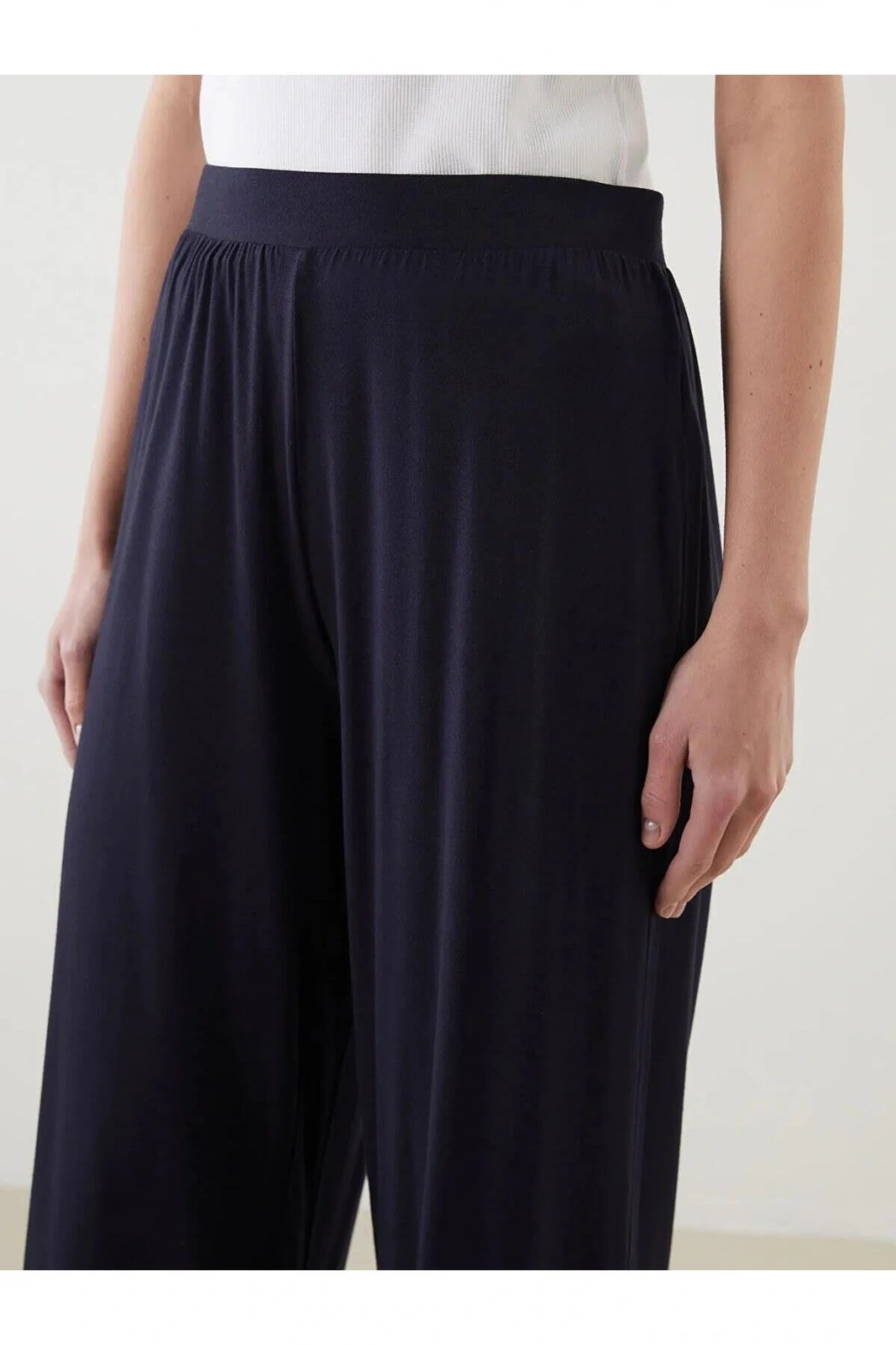 Beli Lastikli Kadın Kapri