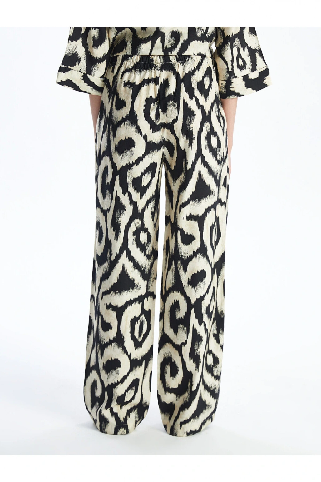 Beli Lastikli Rahat Kalıp Desenli Kadın Pantolon