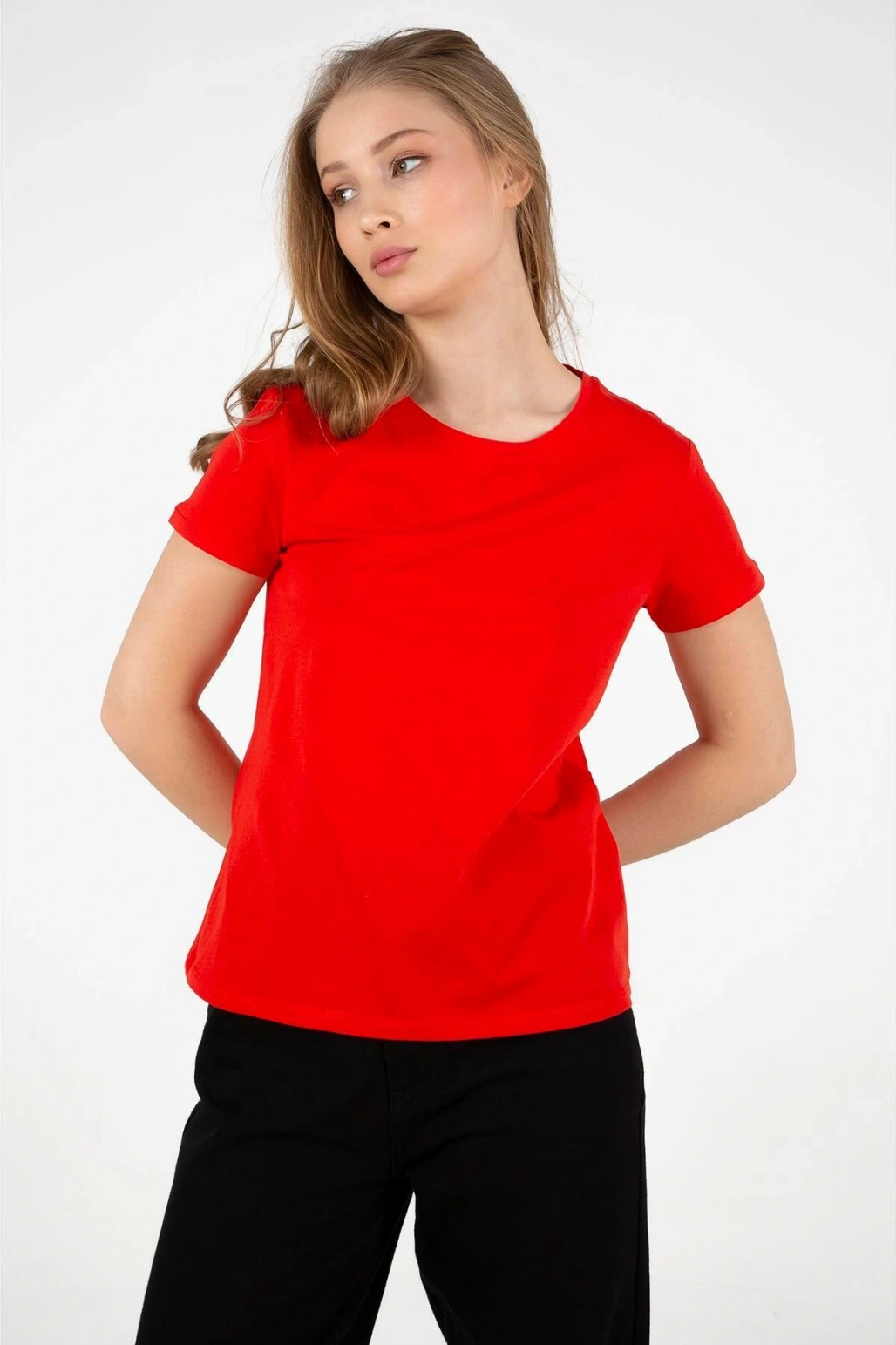 Bisiklet Yaka %100 Pamuklu Tişört Kırmızı