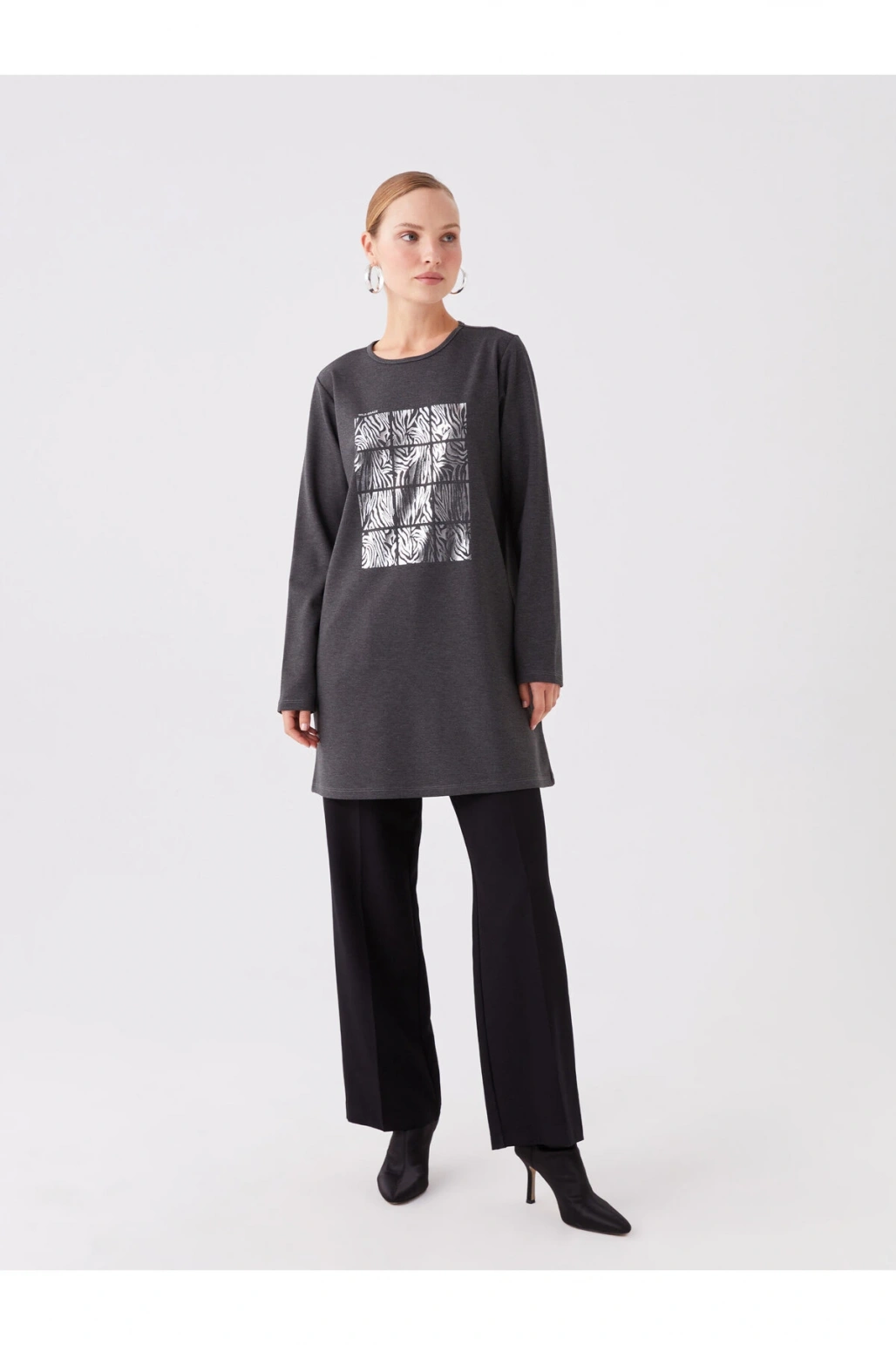 Bisiklet Yaka Baskılı Uzun Kollu Kadın Tunik