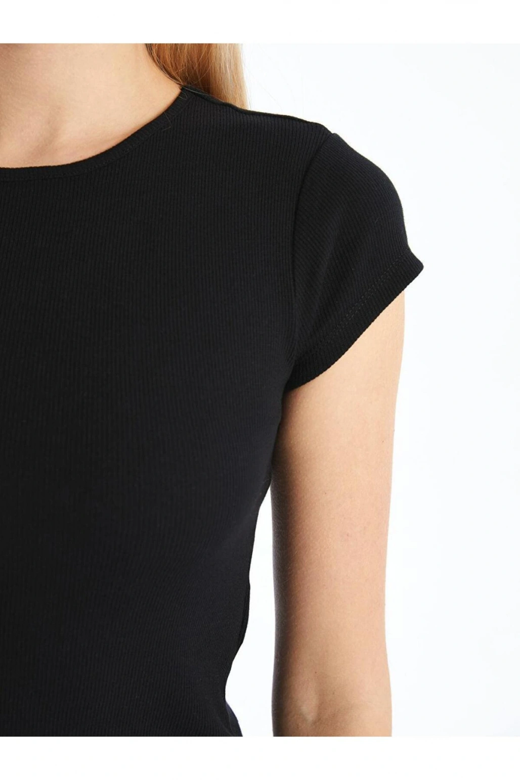 Bisiklet Yaka Dokulu Kadın Crop (S5)