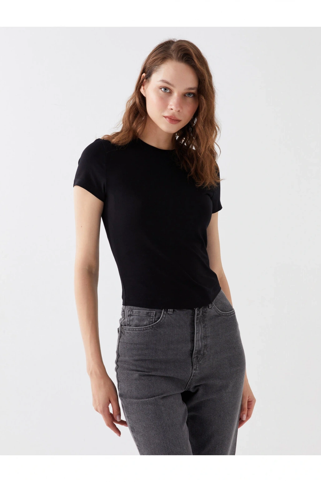 Bisiklet Yaka Düz Kısa Kollu Kadın Tişört