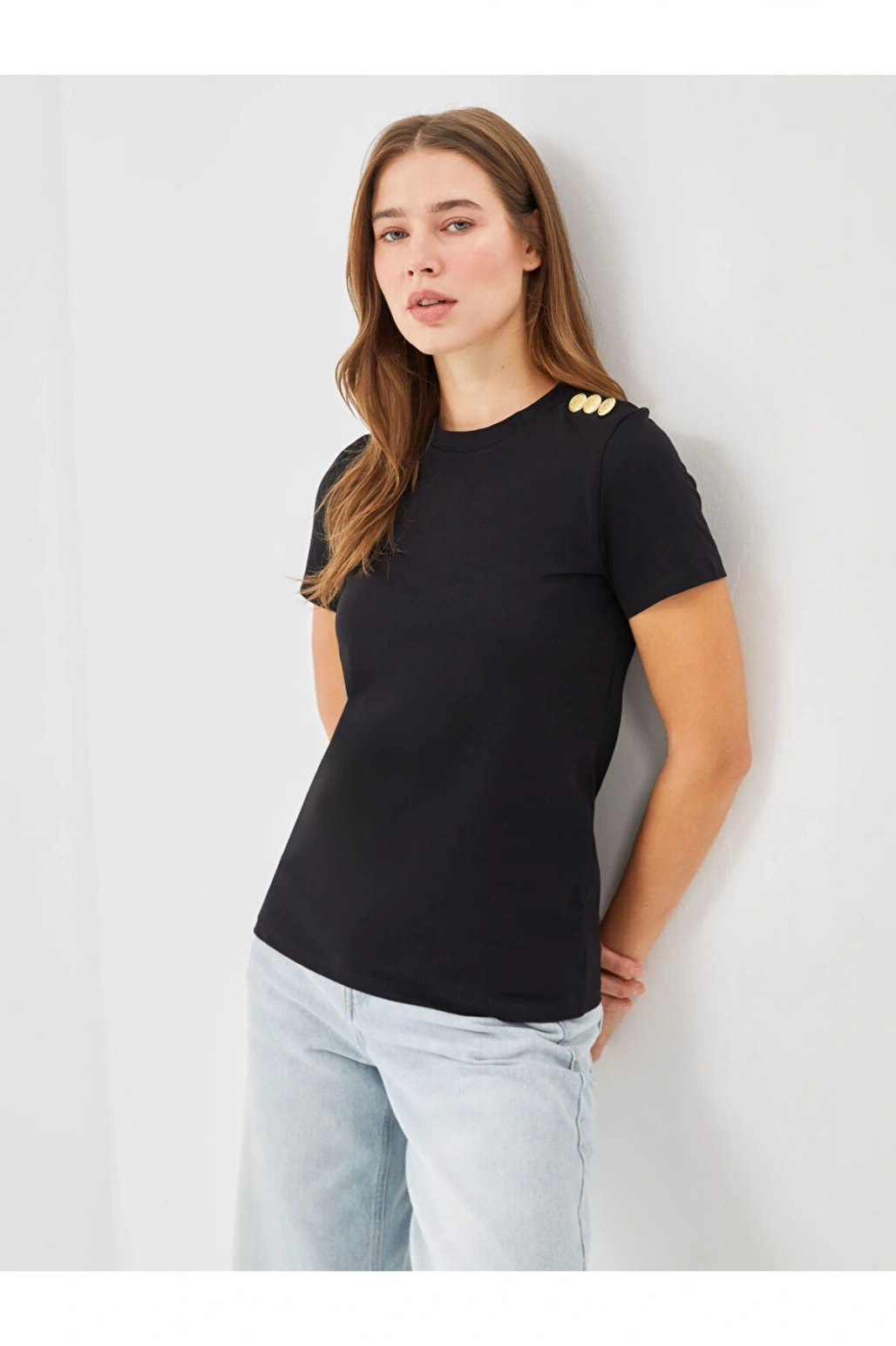 Bisiklet Yaka Kadın Tişört