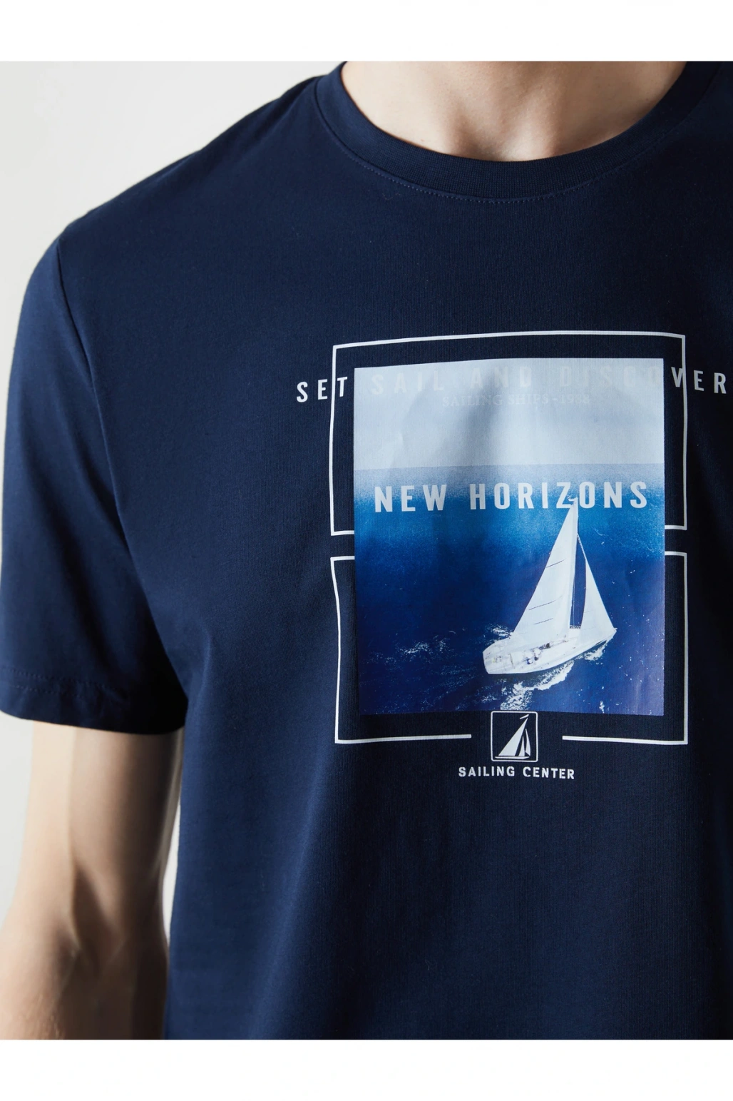 Bisiklet Yaka Kısa Kollu Baskılı Penye Erkek Tişört