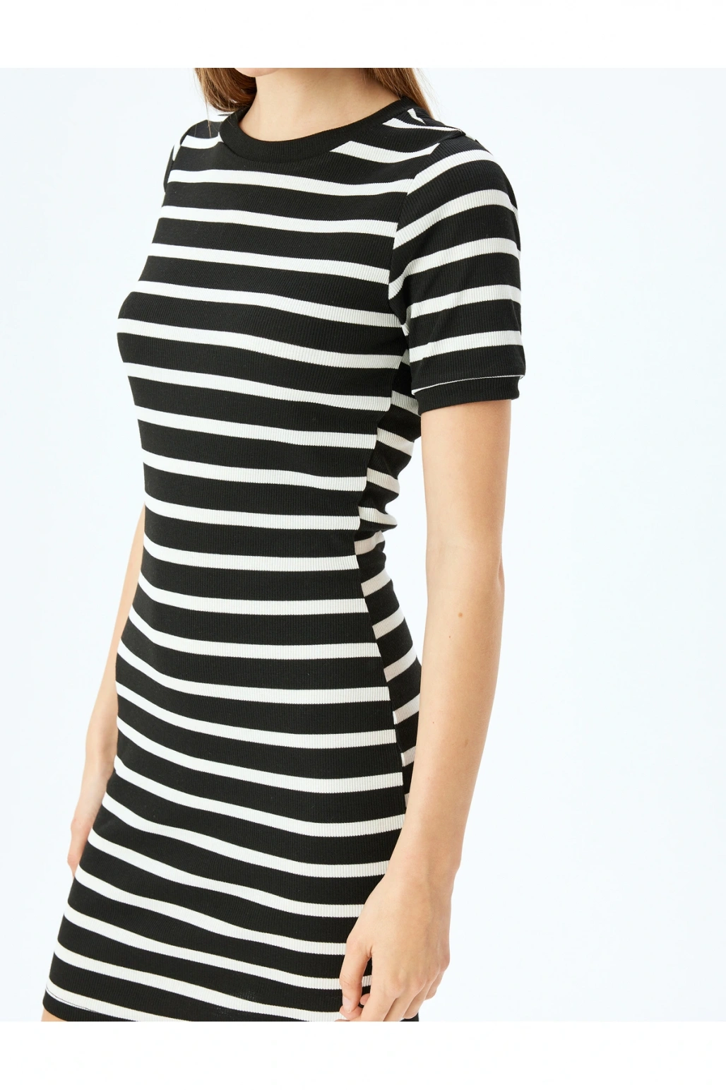 Bisiklet Yaka Kısa Kollu Fitilli Mini Bodycon Elbise