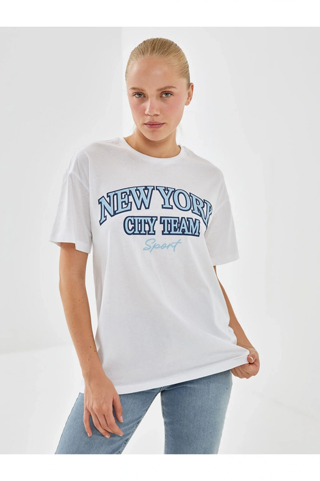 Bisiklet Yaka New York Baskılı Kadın Tişört