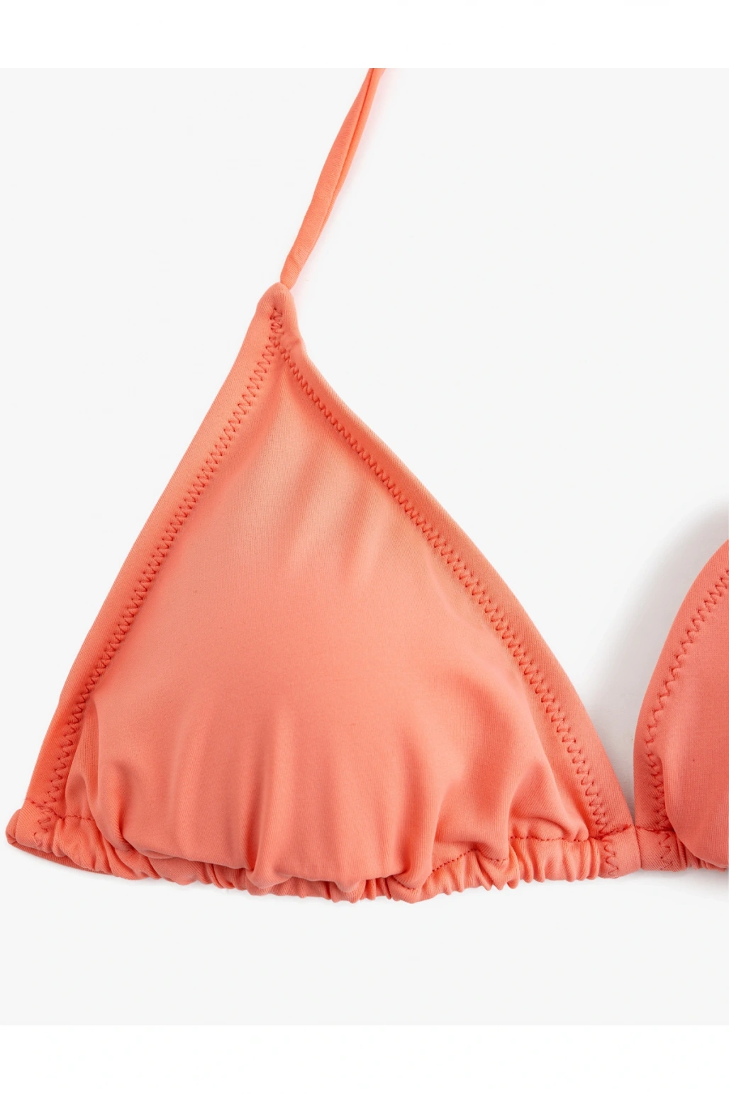 Boyundan Bağlamalı İpli Üçgen Bikini Üstü