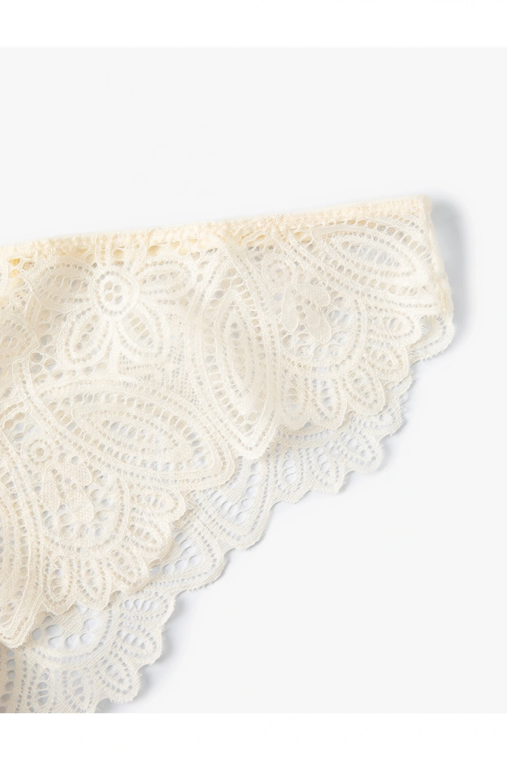 Brazilian Külot Dantelli Normal Bel