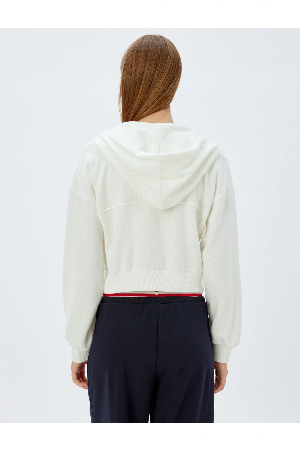 Cepli Uzun Kollu Crop Kapüşonlu Fermuarlı Sweatshirt