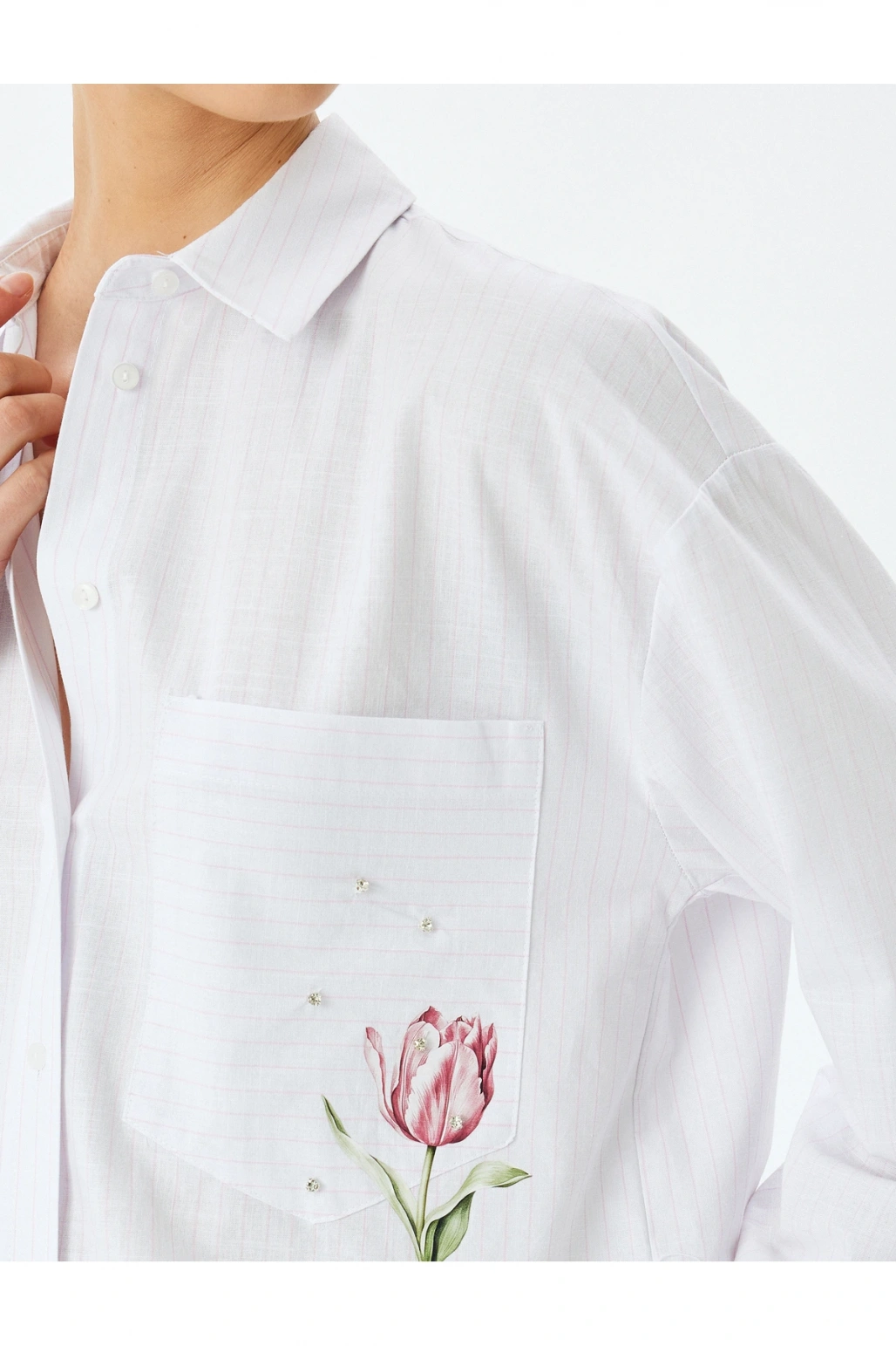 Çiçek Baskı Detaylı Taşlı Oversize Pembe Kadın Gömlek 5SAK60198UW