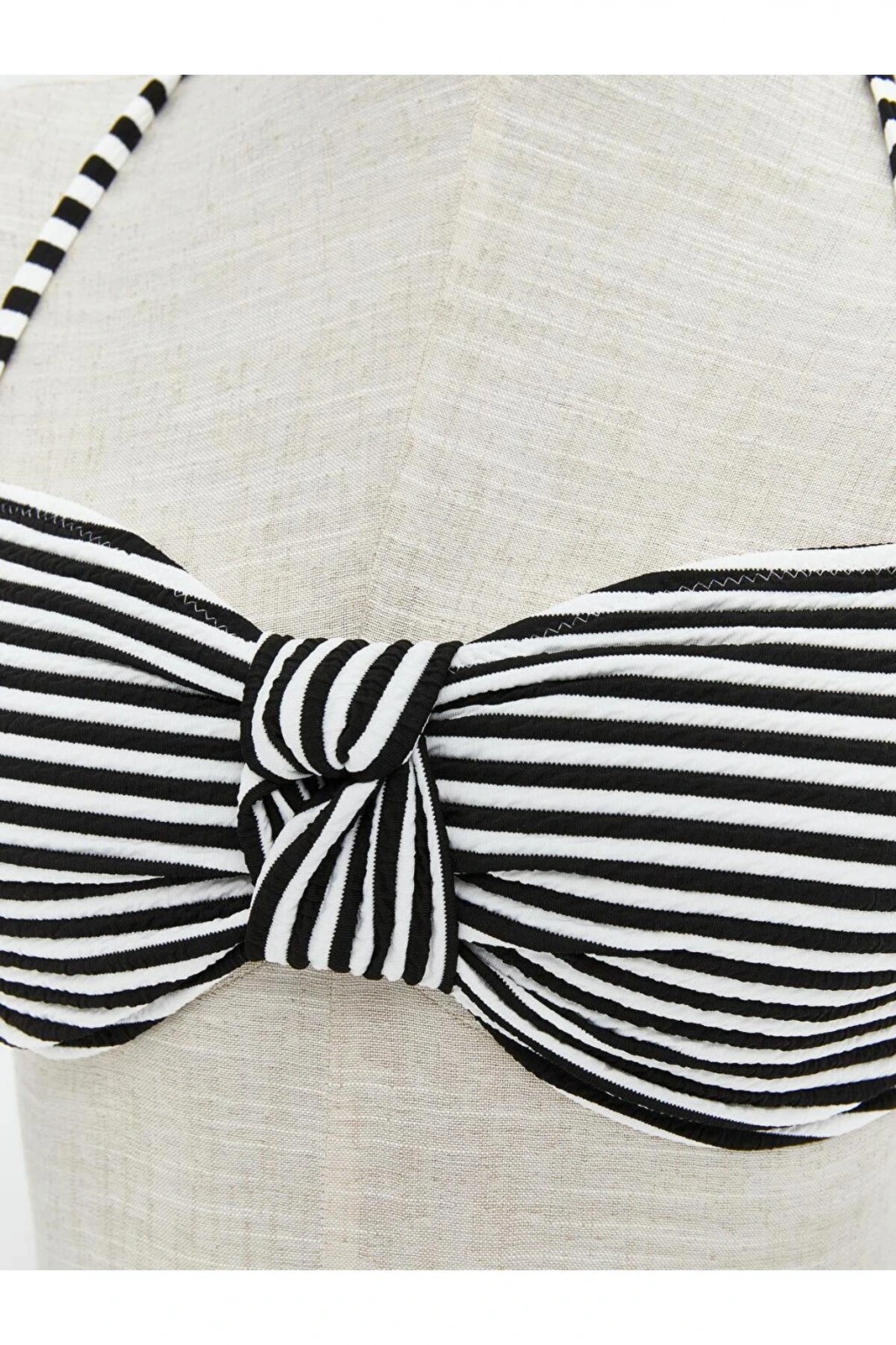 Çizgili Boyundan Bağlamalı Kadın Bikini Üst (S5)