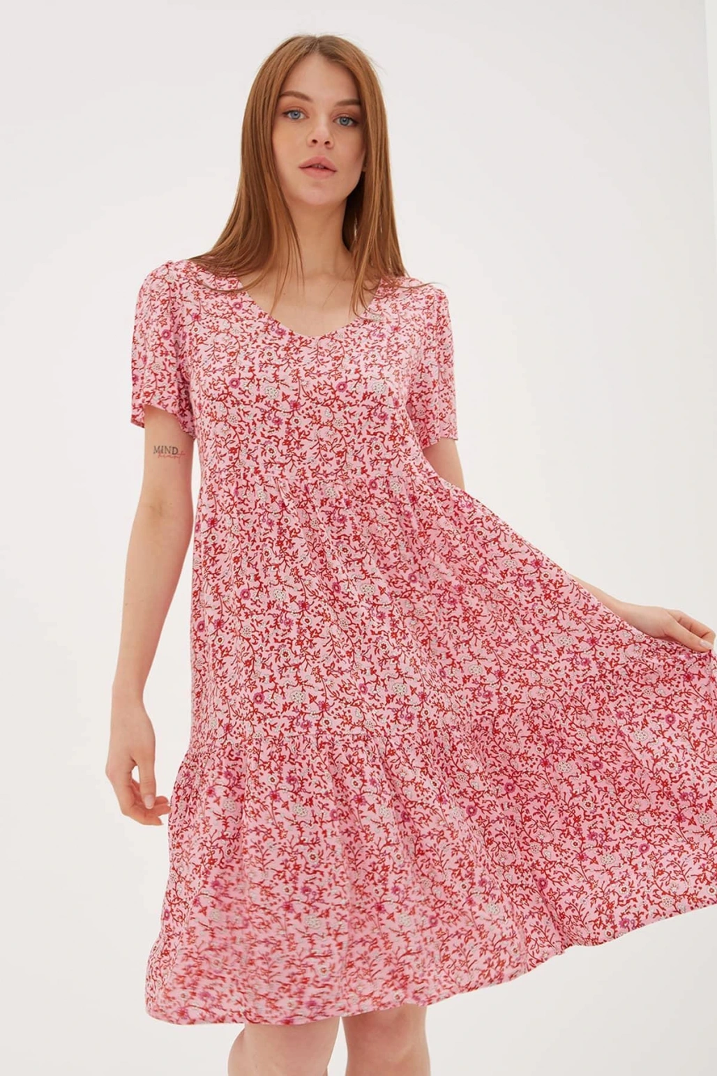 Desenli Elbise Kırmızı