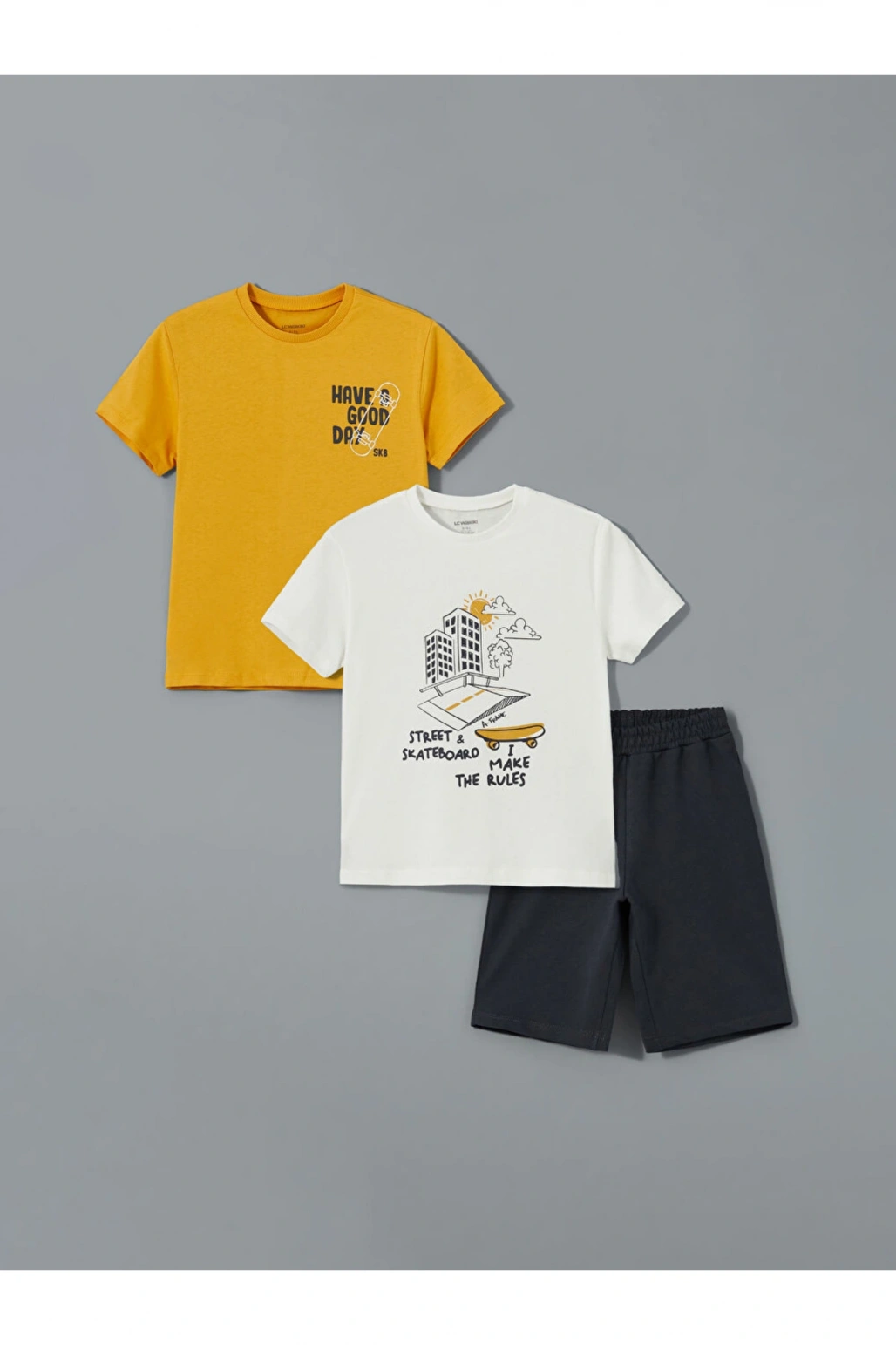 Ekru Bisiklet Yaka Baskılı Erkek Çocuk Takım 3lü