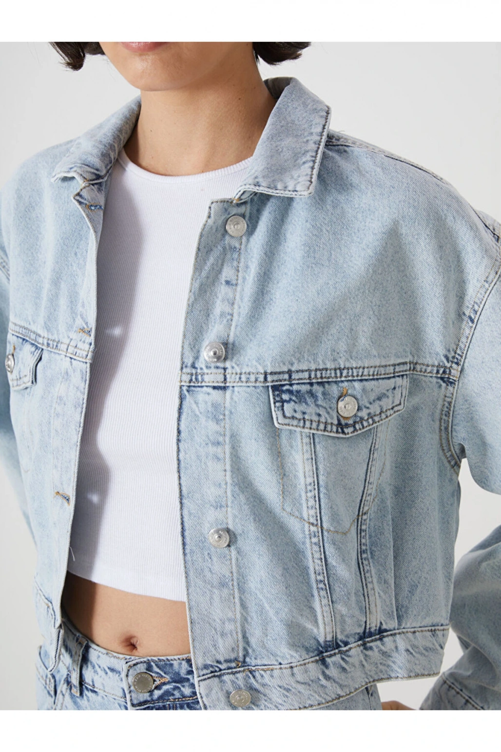 Gömlek Yaka Oversize Crop Kadın Jean Ceket